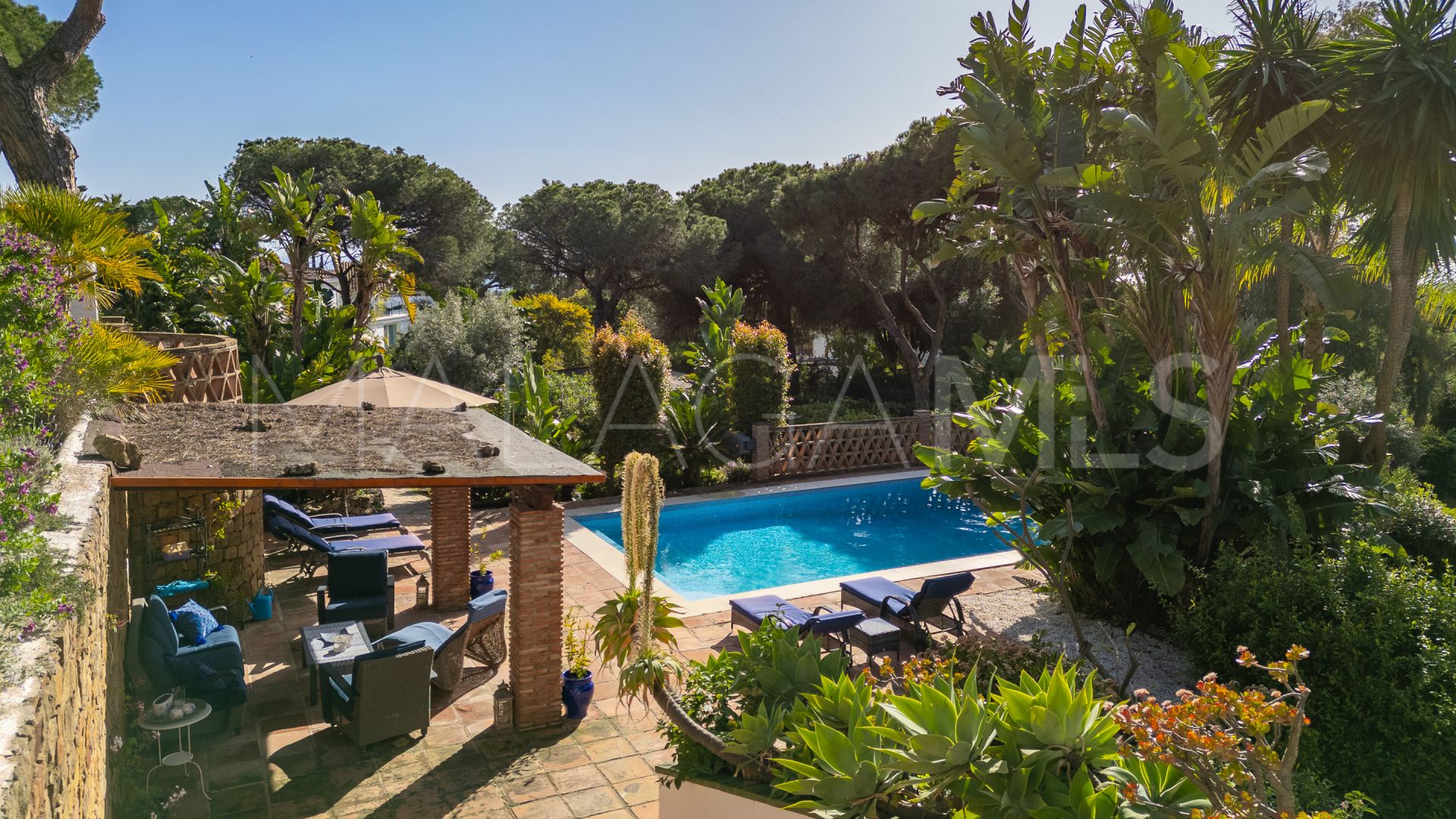 Villa for sale in Cerrado de Elviria