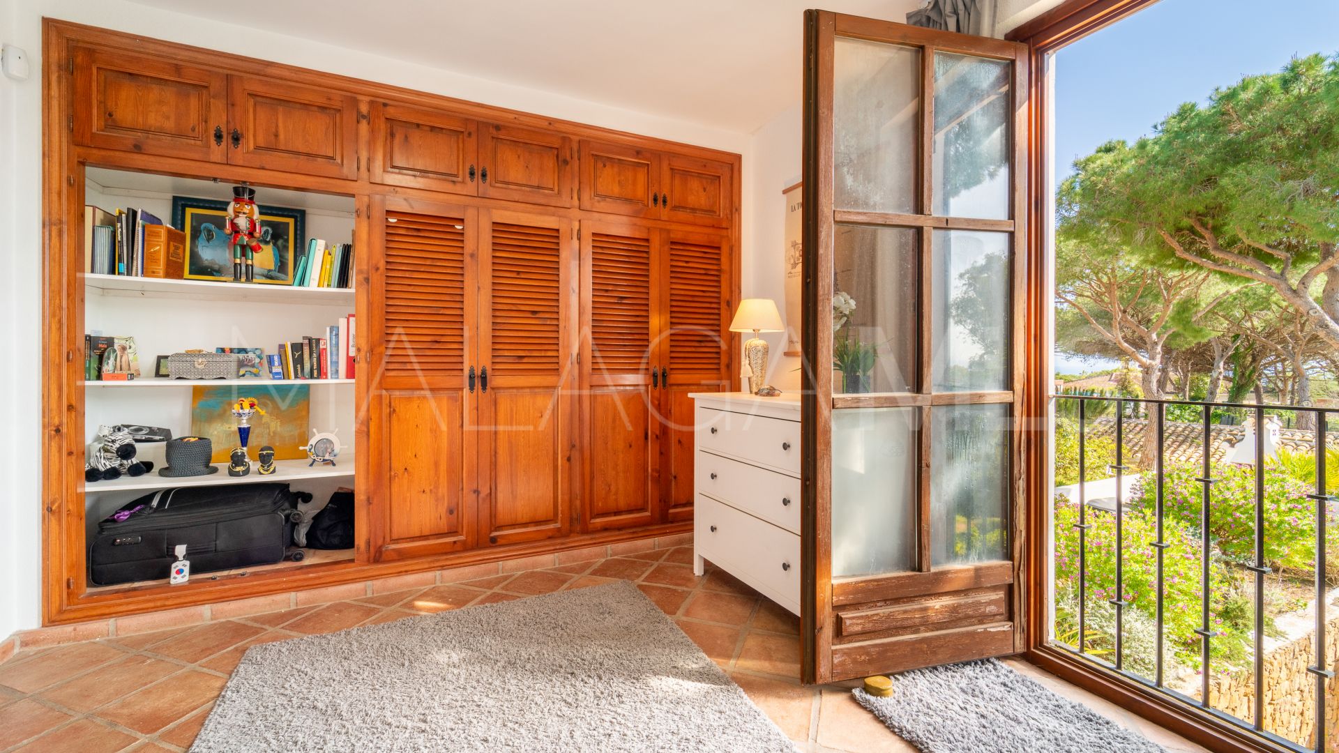 Villa for sale in Cerrado de Elviria