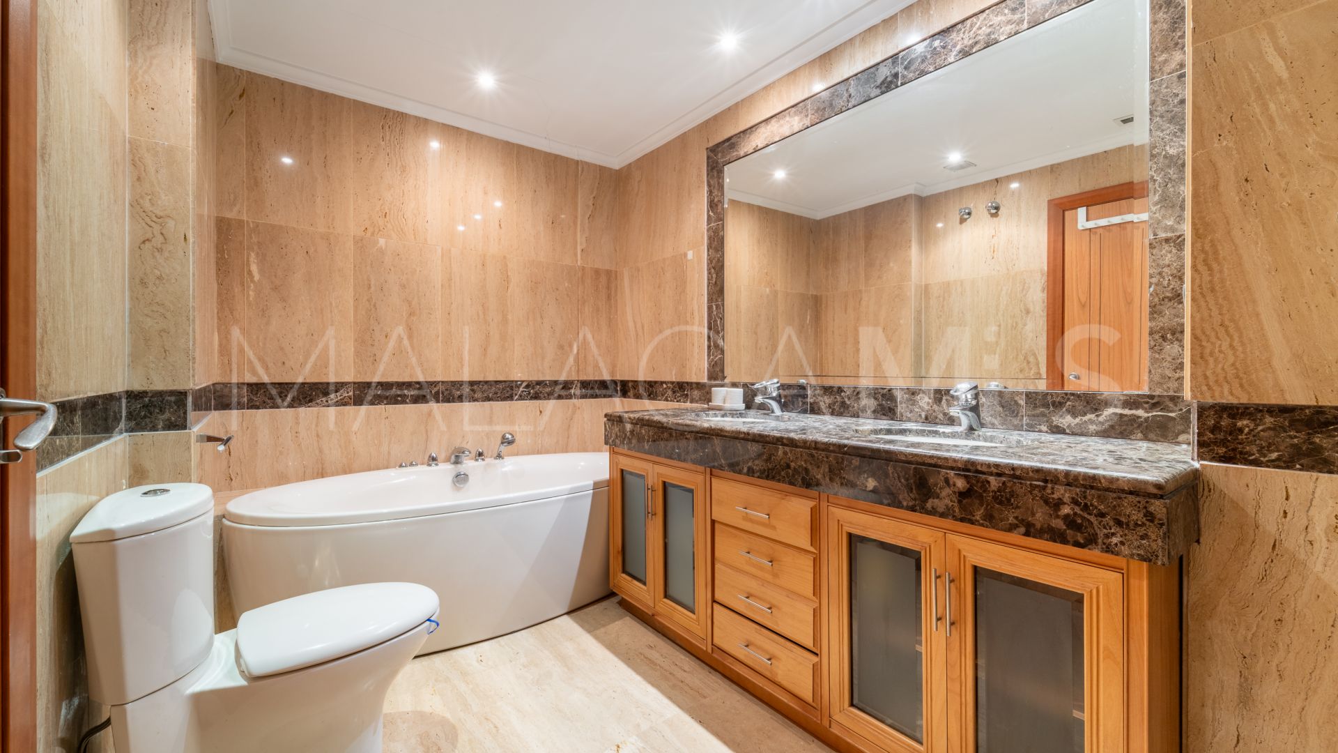 Lägenhet for sale in El Embrujo Banús