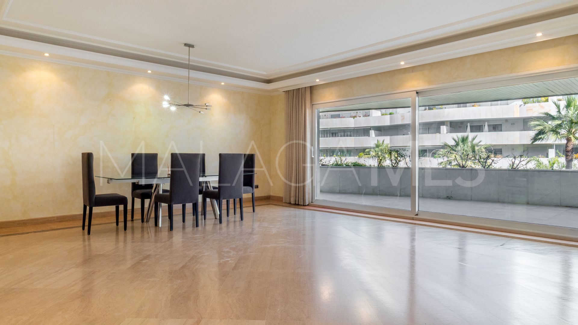 Lägenhet for sale in El Embrujo Banús