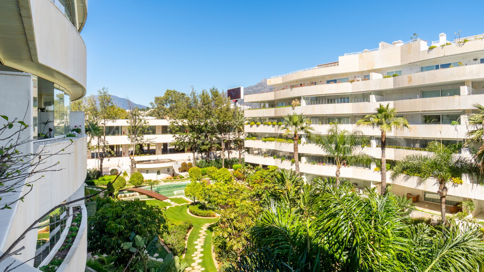 Lägenhet for sale in El Embrujo Banús