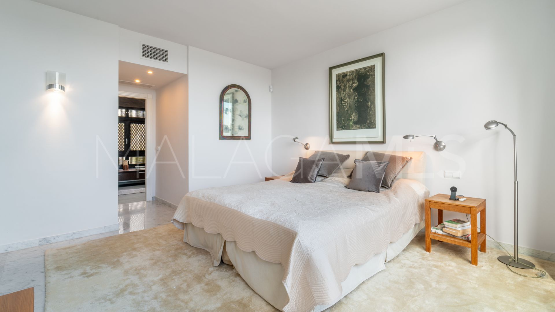 Zweistöckiges penthouse for sale in Marina Puente Romano