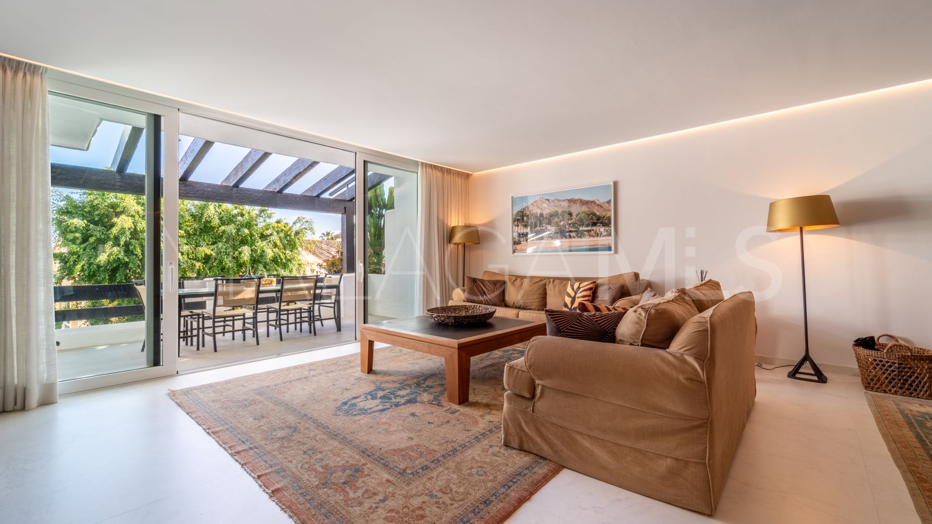 Zweistöckiges penthouse for sale in Marina Puente Romano