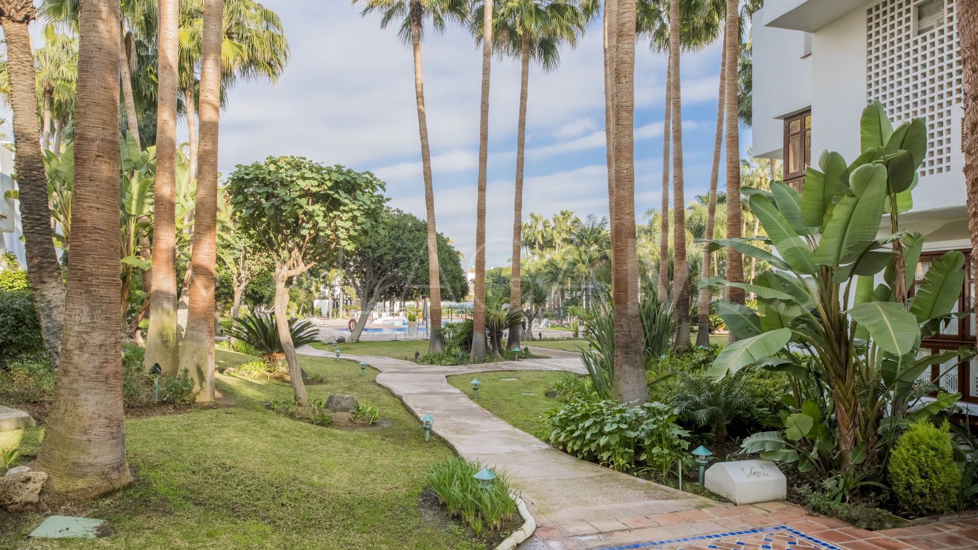 Zweistöckiges penthouse for sale in Marina Puente Romano