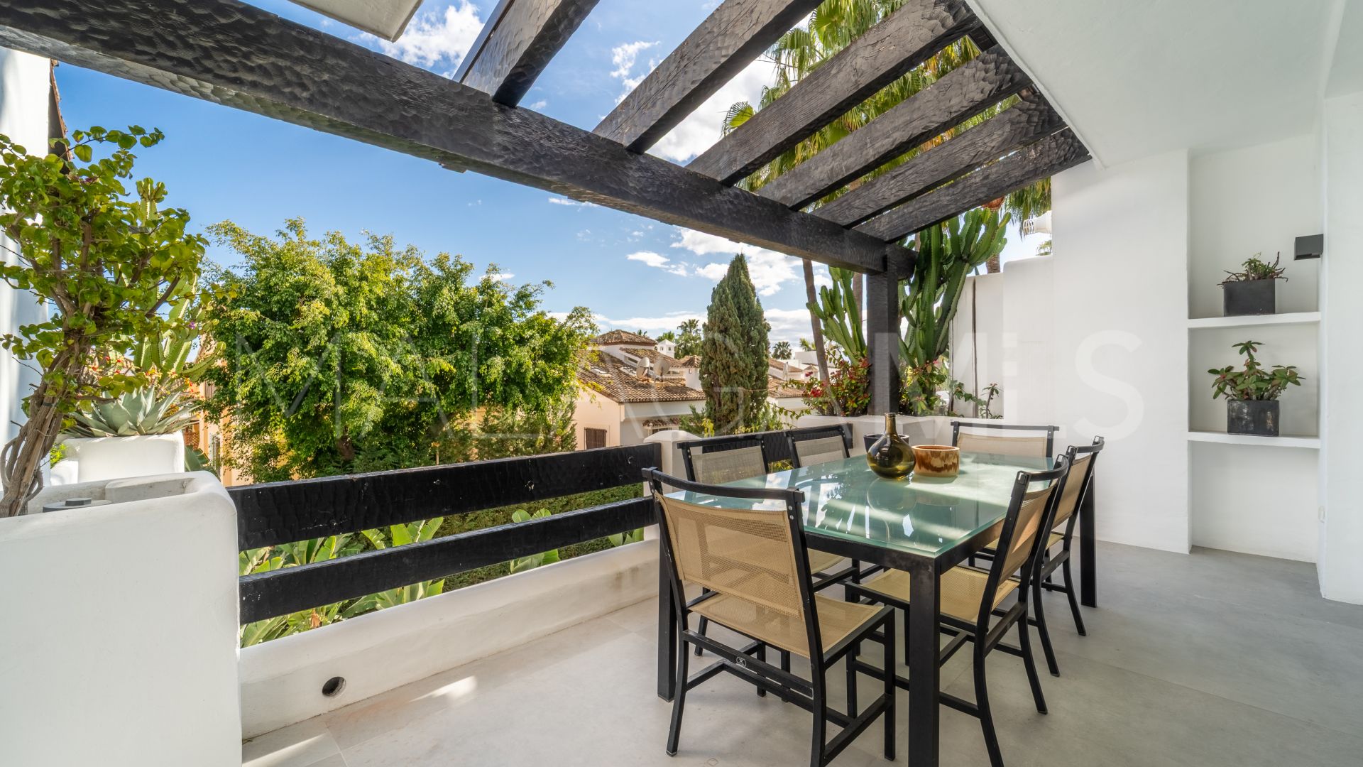 Zweistöckiges penthouse for sale in Marina Puente Romano