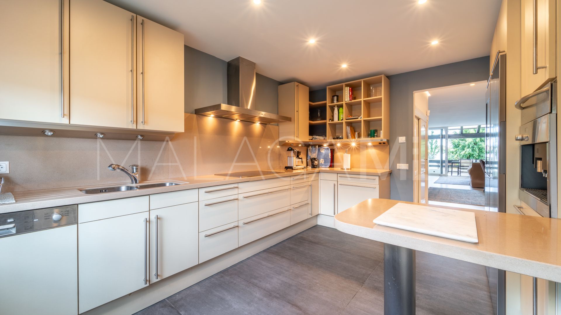 Zweistöckiges penthouse for sale in Marina Puente Romano