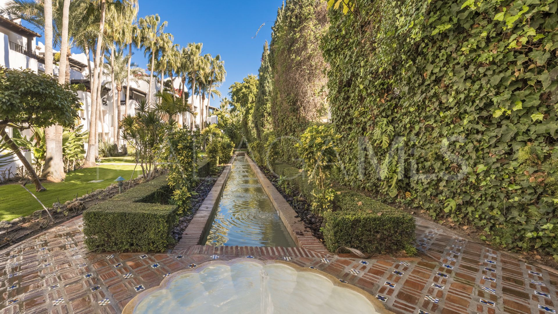 Zweistöckiges penthouse for sale in Marina Puente Romano