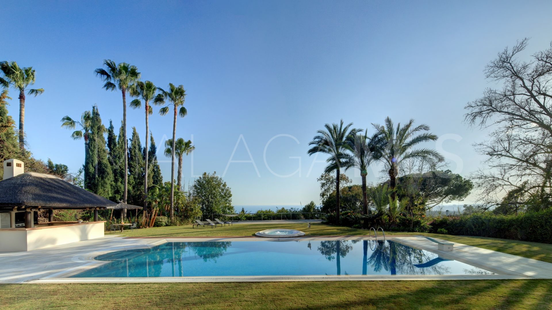 Villa for sale in Los Picos de Nagüeles