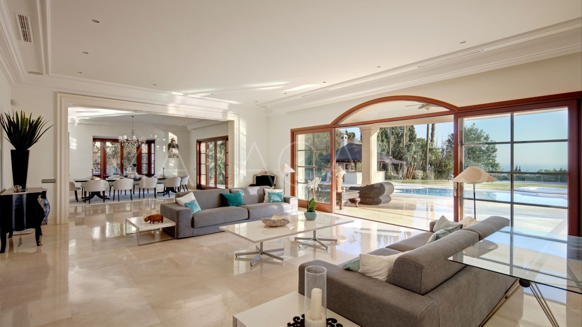 Villa for sale in Los Picos de Nagüeles