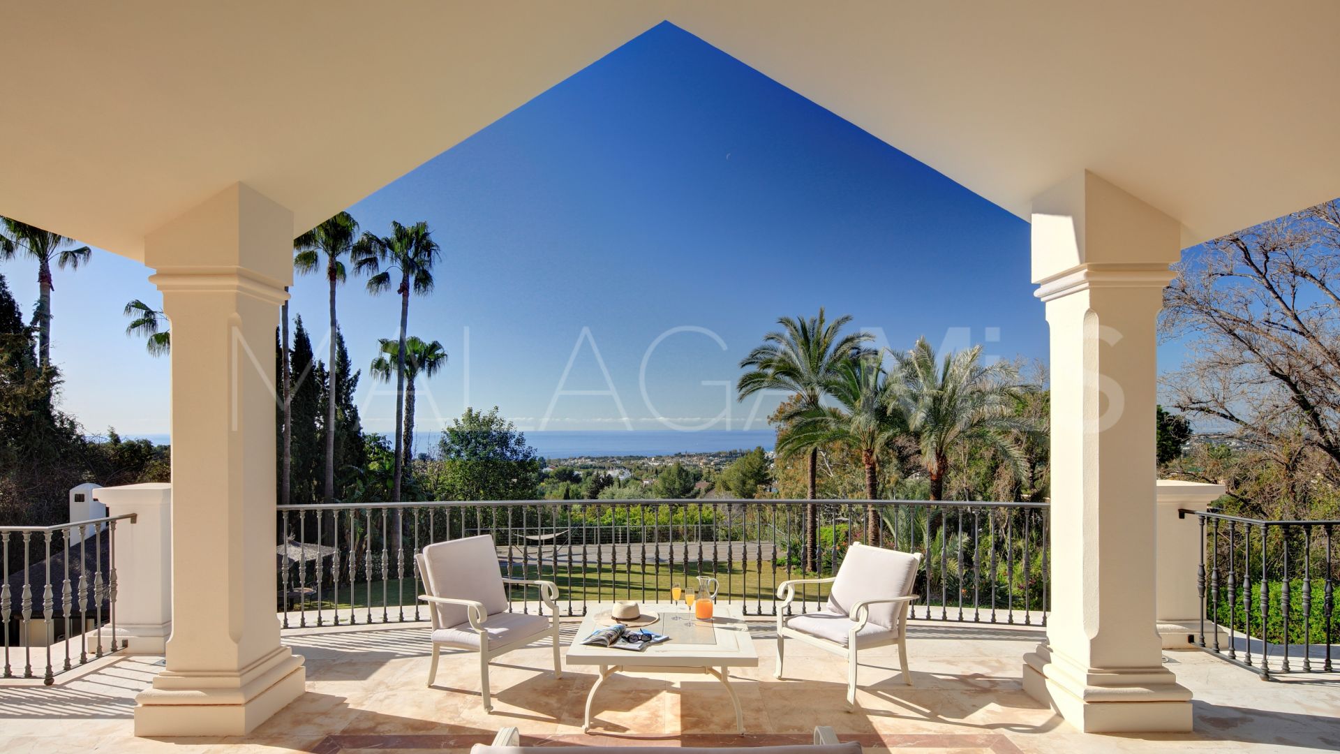 Villa for sale in Los Picos de Nagüeles