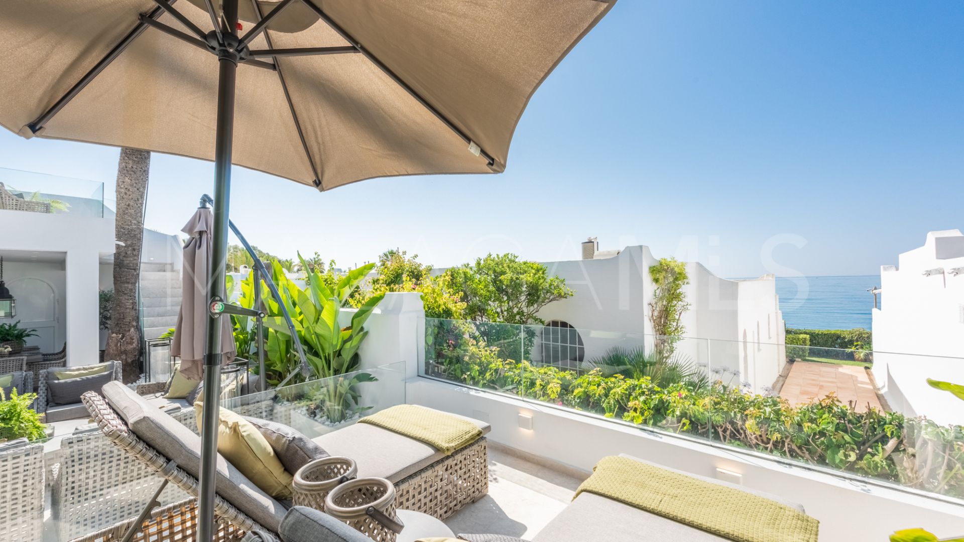 Reihenhaus for sale in El Oasis Club