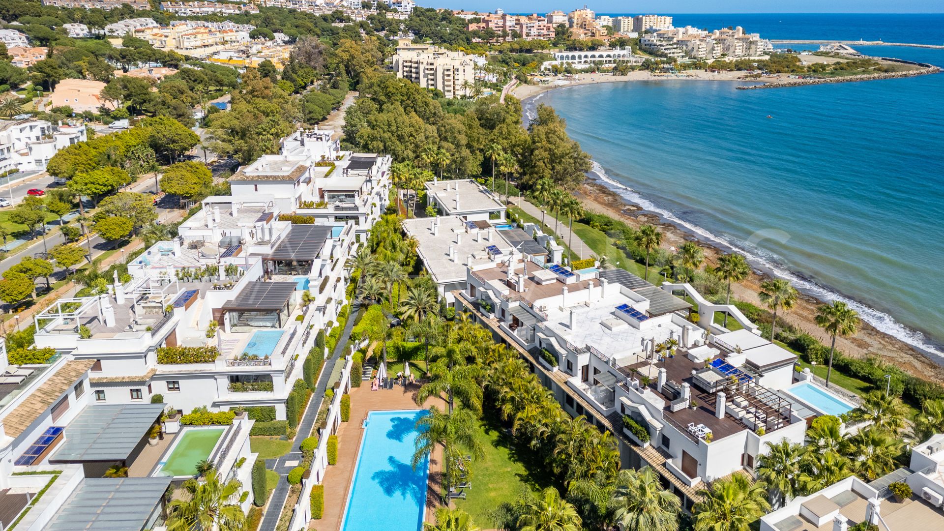 For sale ground floor apartment with 2 bedrooms in Doncella Beach