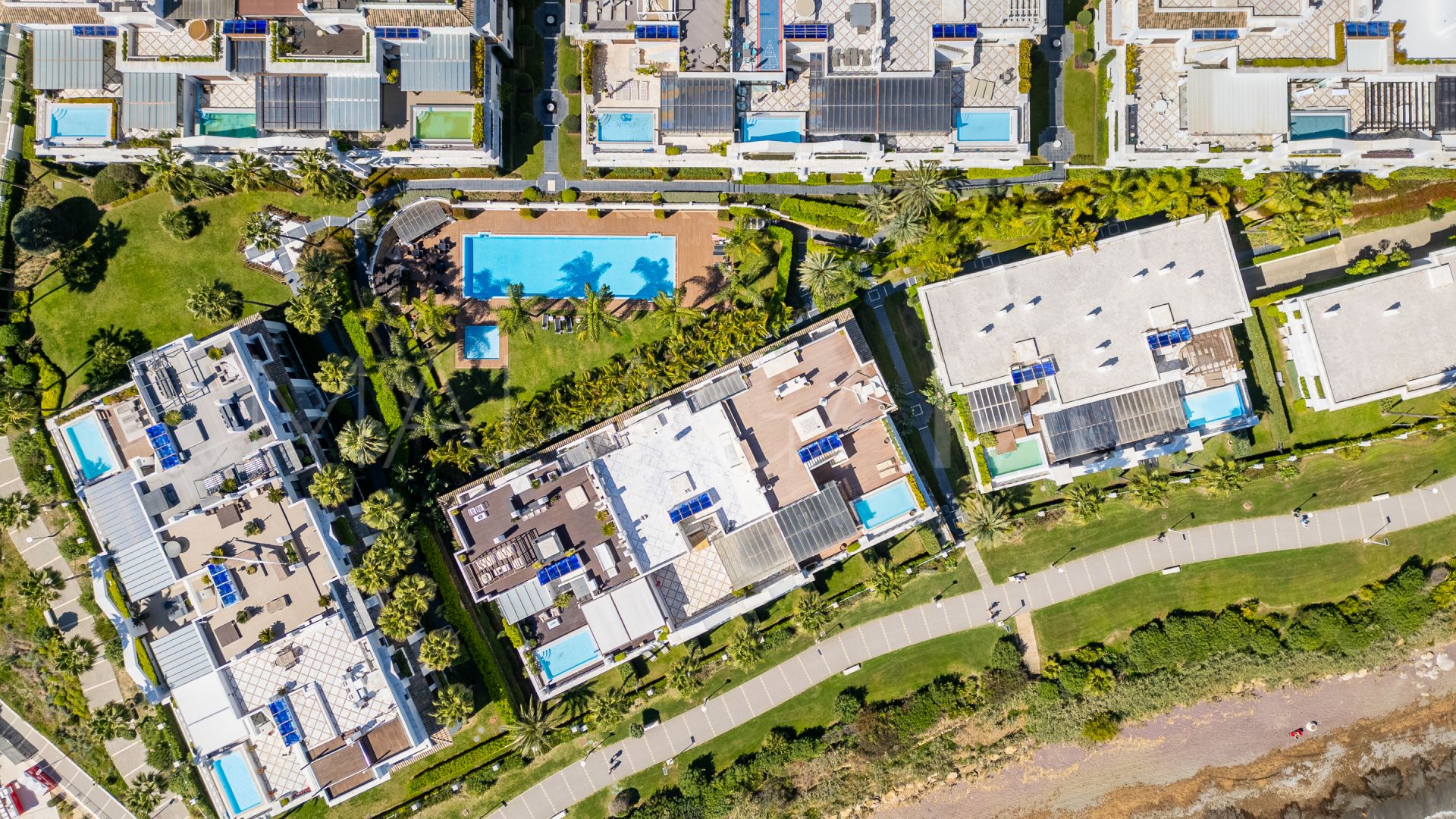 For sale ground floor apartment with 2 bedrooms in Doncella Beach