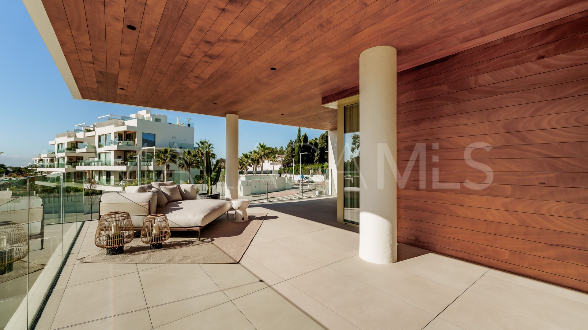 Triplex for sale in Benalús