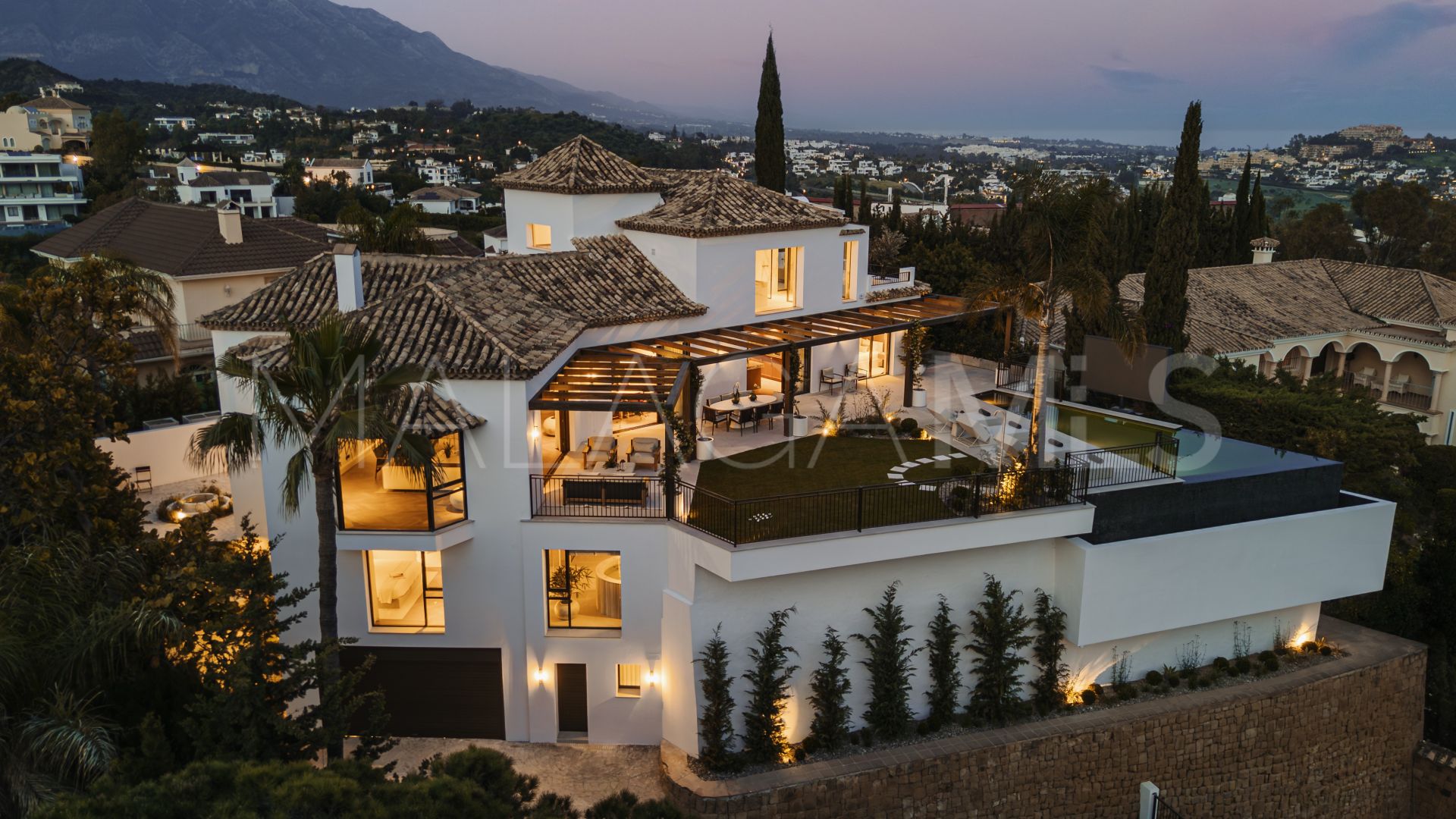 Villa for sale in El Herrojo