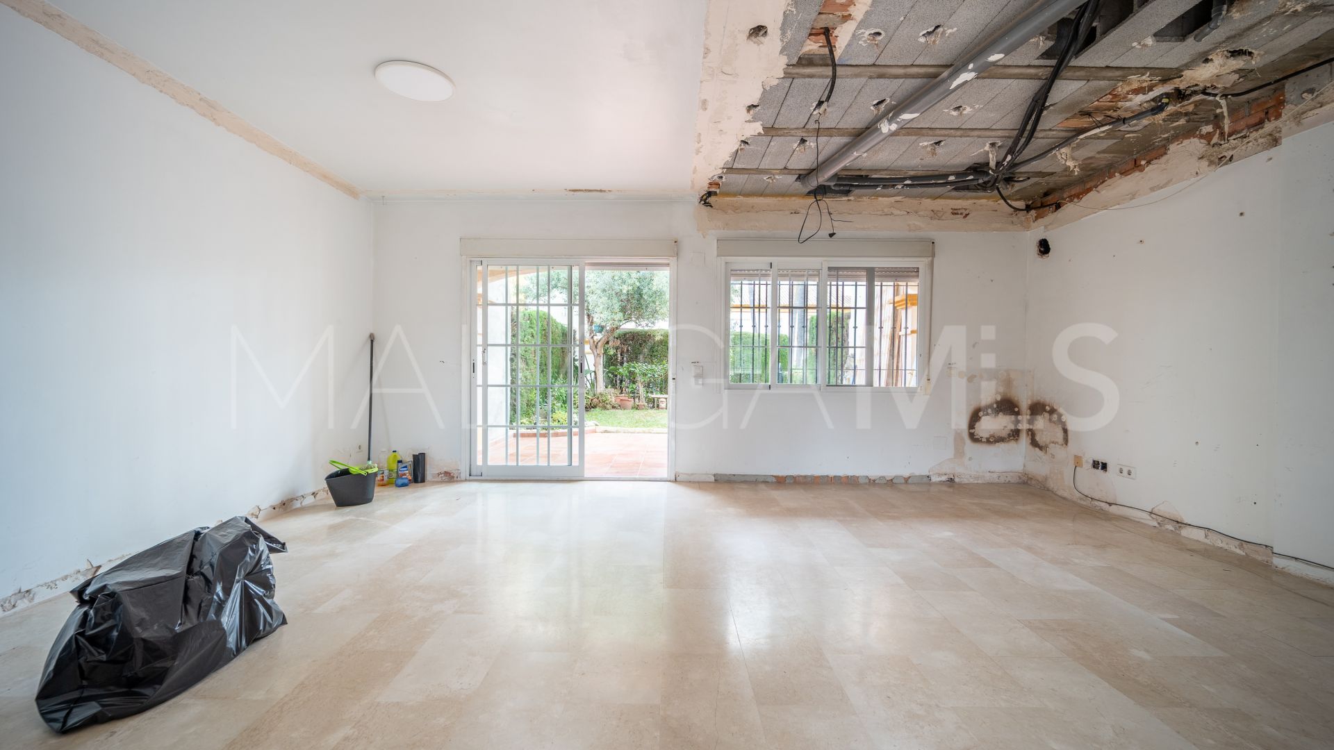 Adosado a la venta in Azalea Beach de 3 bedrooms