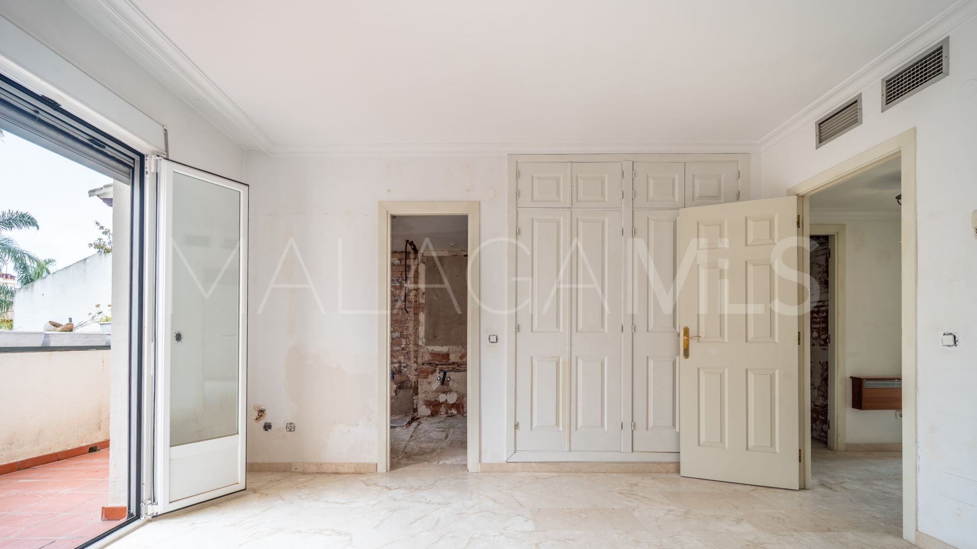 Adosado a la venta in Azalea Beach de 3 bedrooms