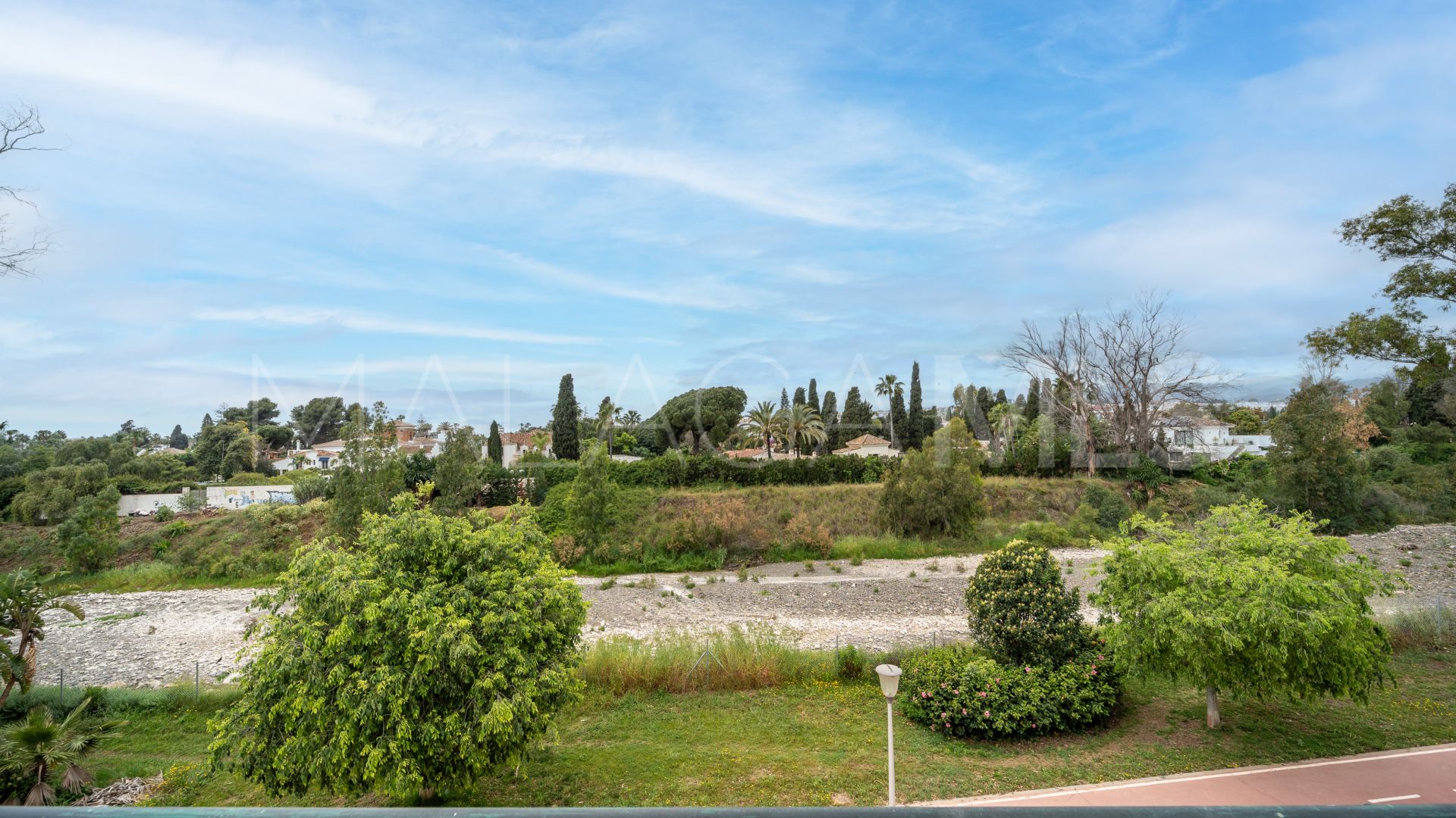 Adosado a la venta in Azalea Beach de 3 bedrooms