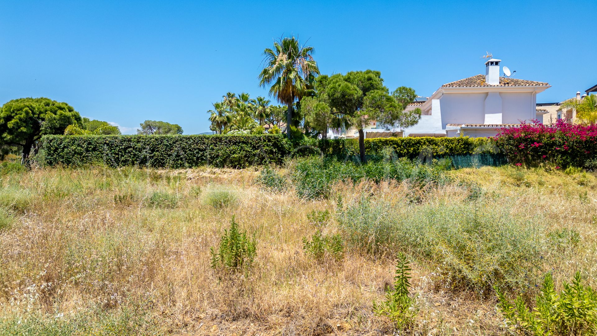 Grundstück for sale in Elviria