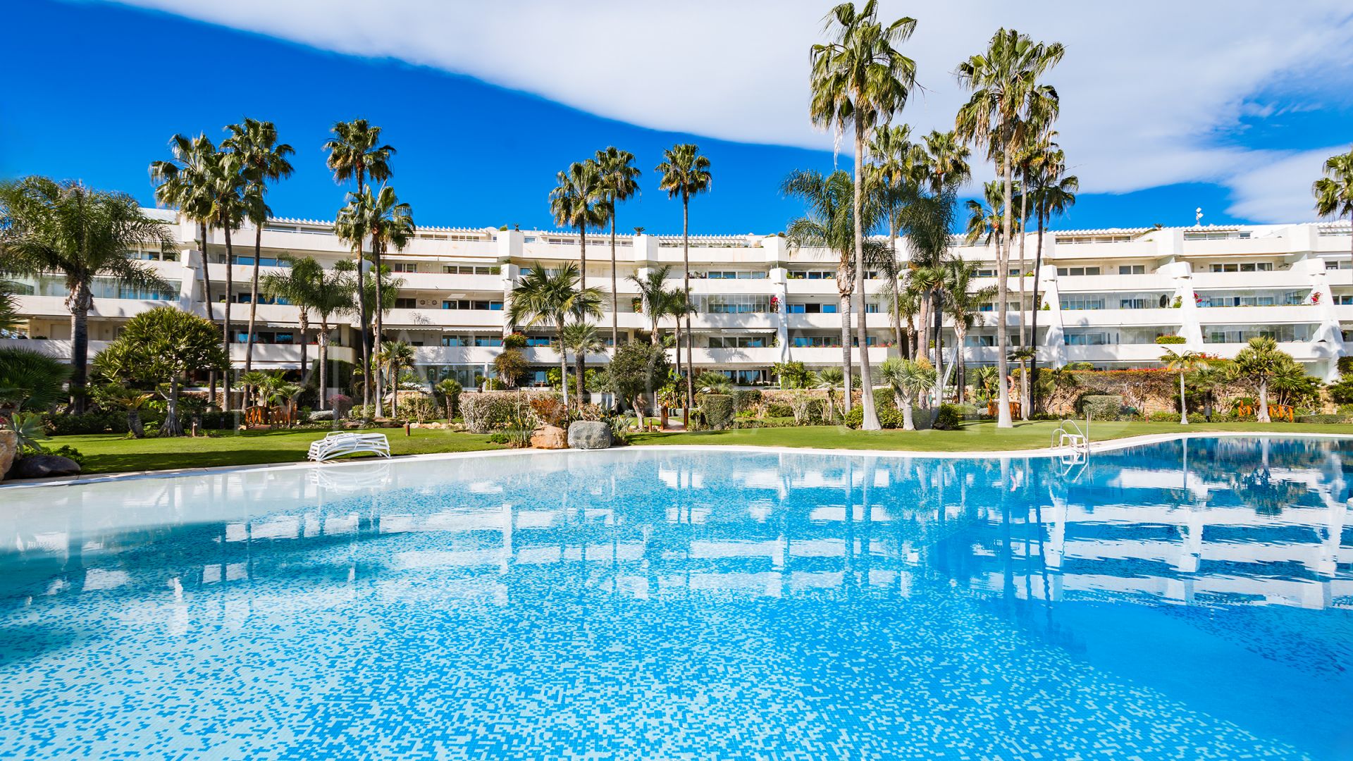 Markplanslägenhet for sale in Los Granados