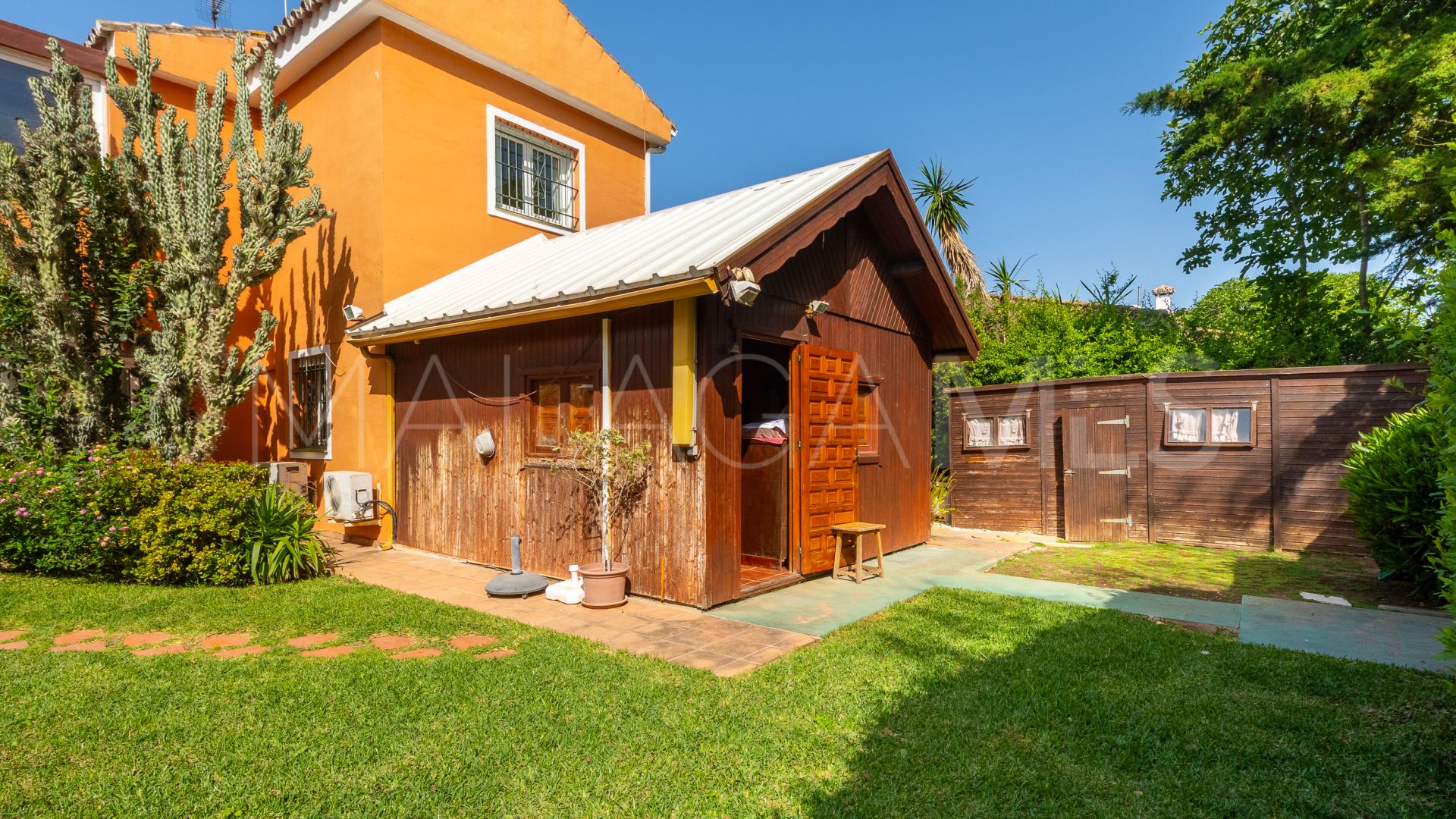 Villa for sale in Las Petunias