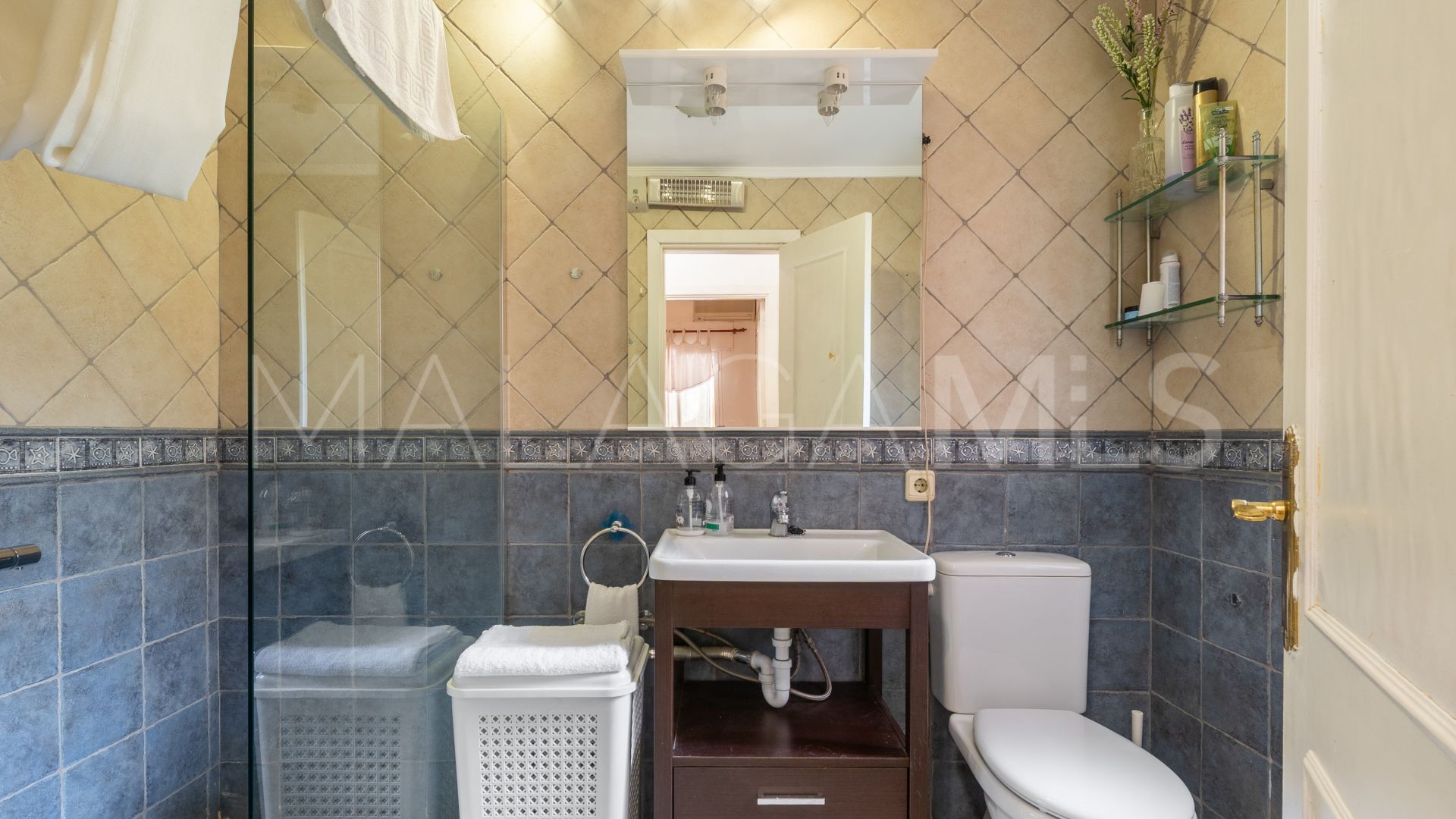 Villa for sale in Las Petunias