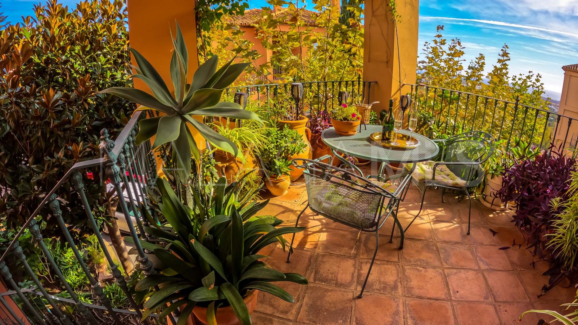 Takvåning for sale in Monte Halcones