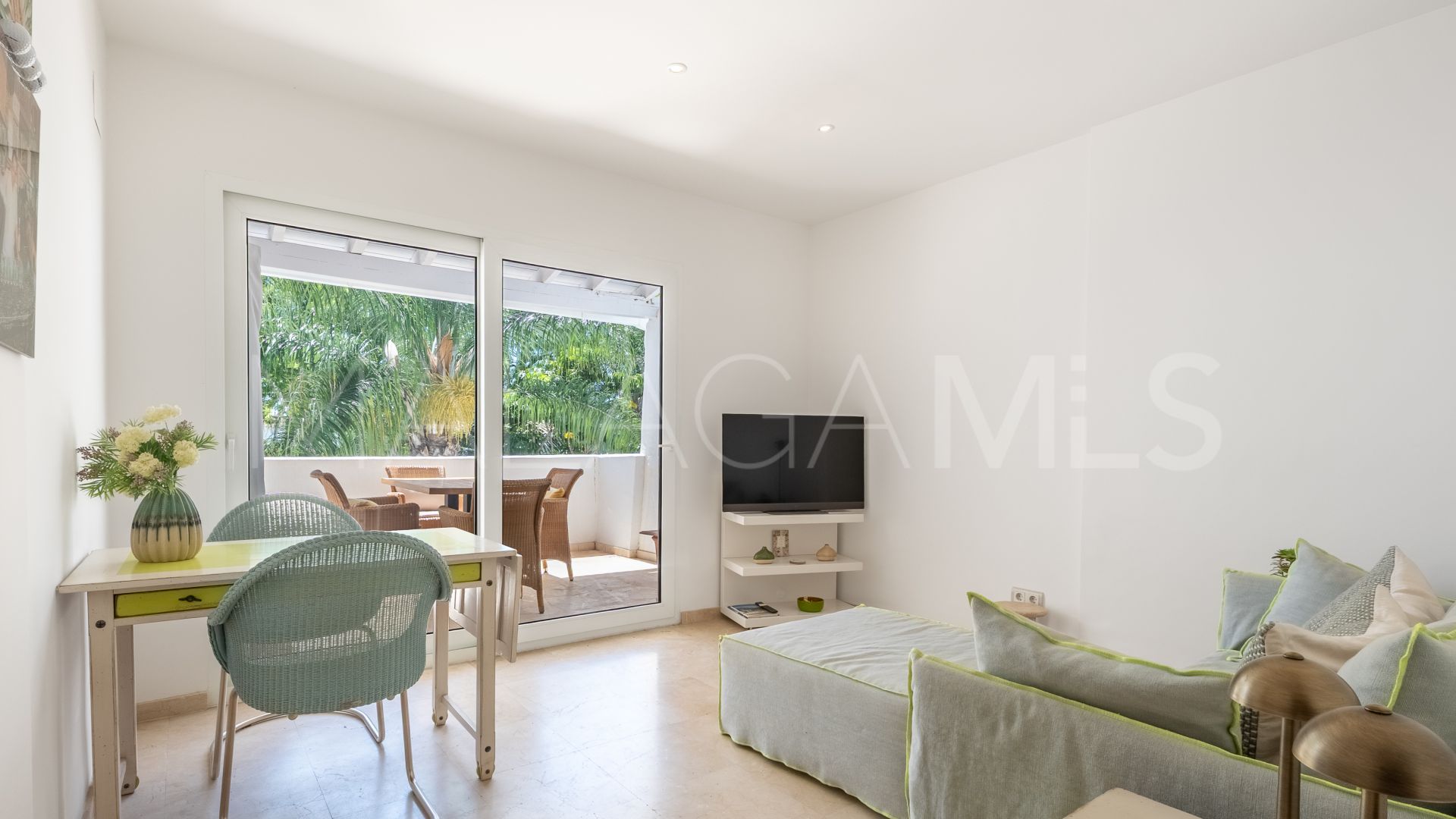 1 bedroom apartment in Hotel Puente Romano for sale