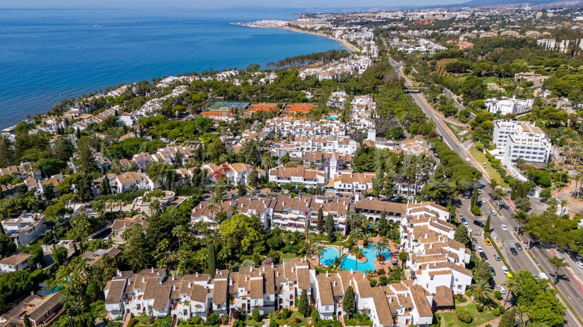 1 bedroom apartment in Hotel Puente Romano for sale