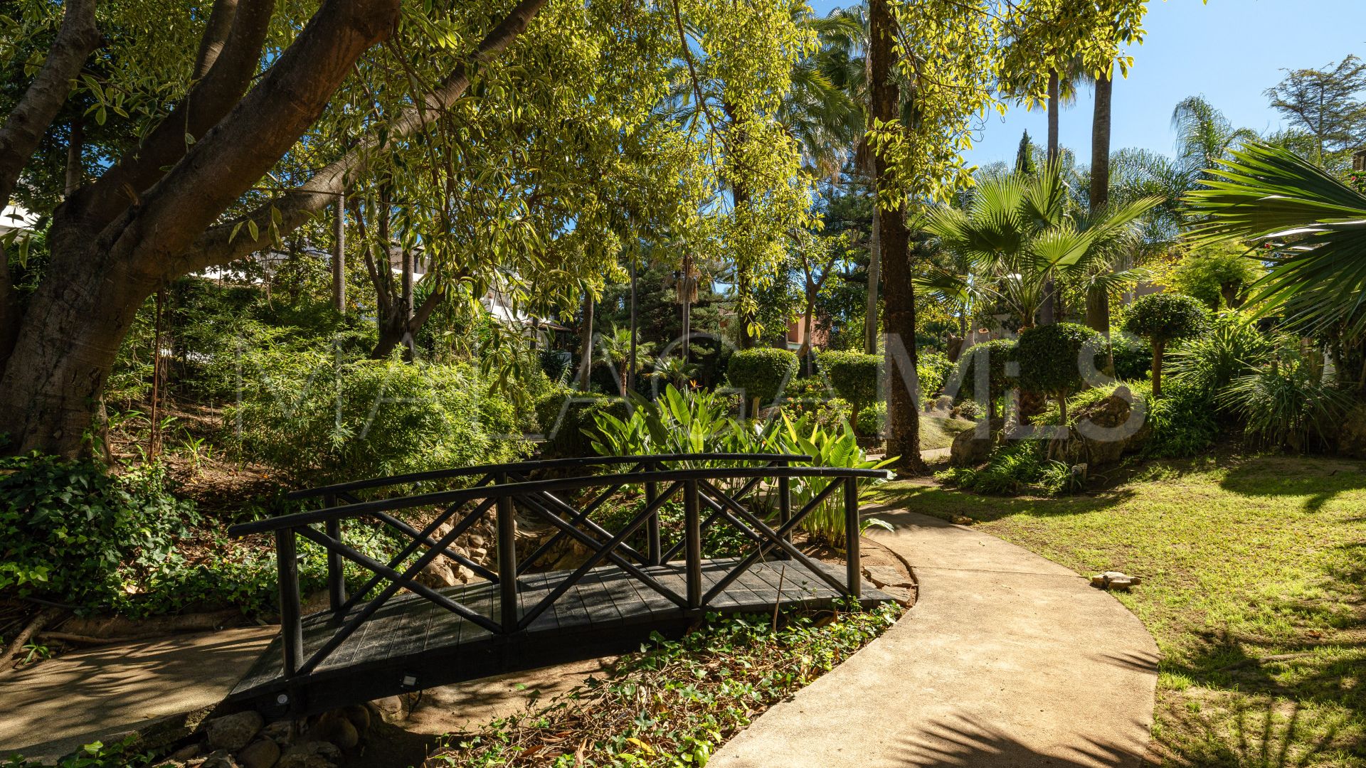 1 bedroom apartment in Hotel Puente Romano for sale