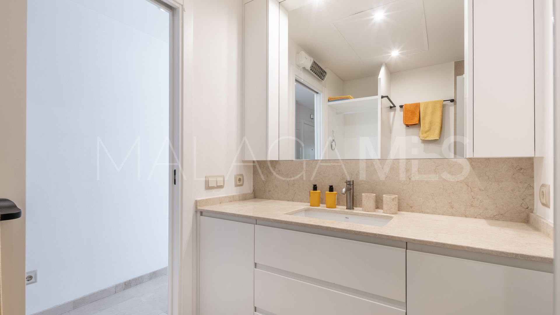 1 bedroom apartment in Hotel Puente Romano for sale