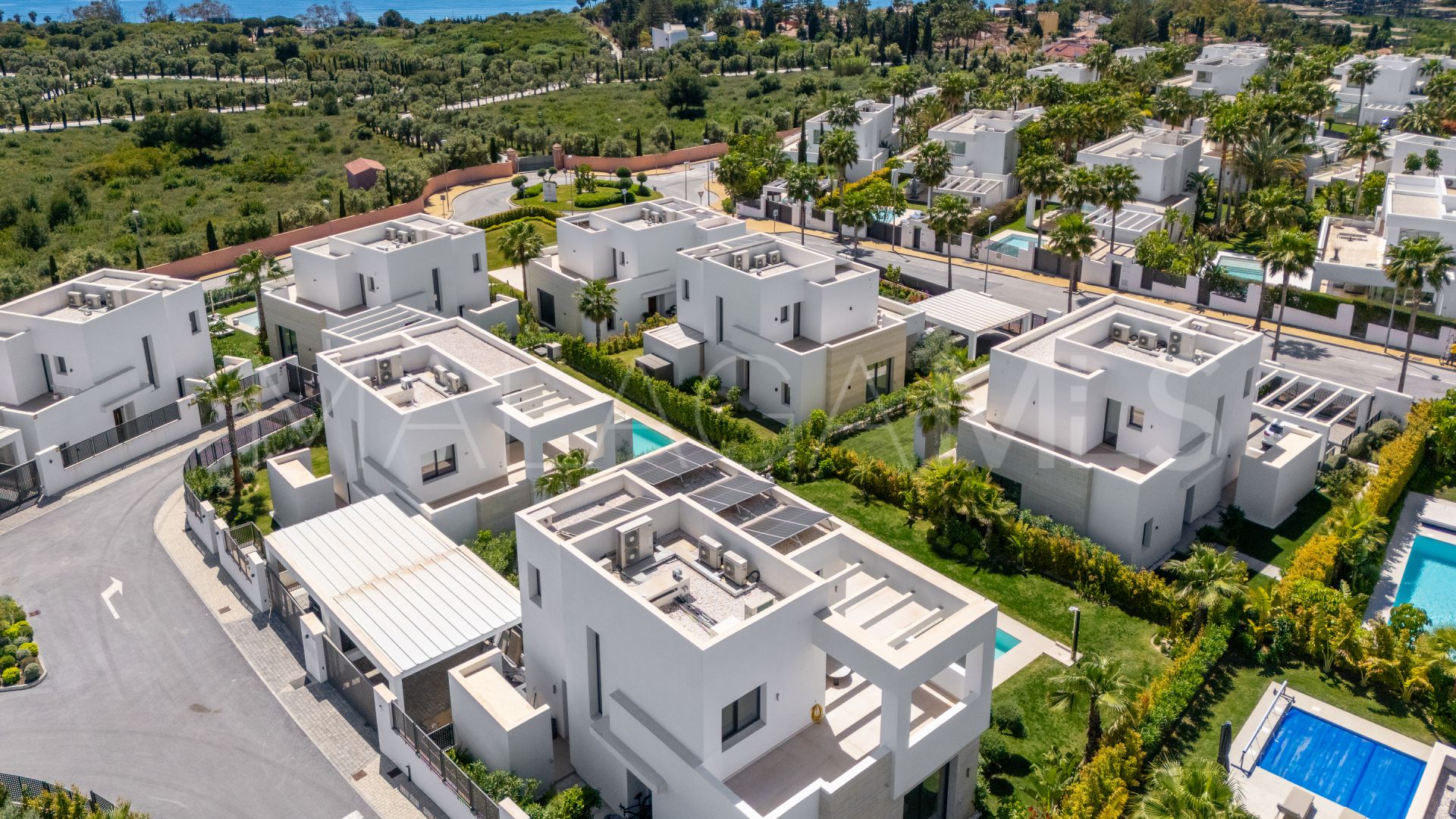 Villa for sale in La Finca de Marbella