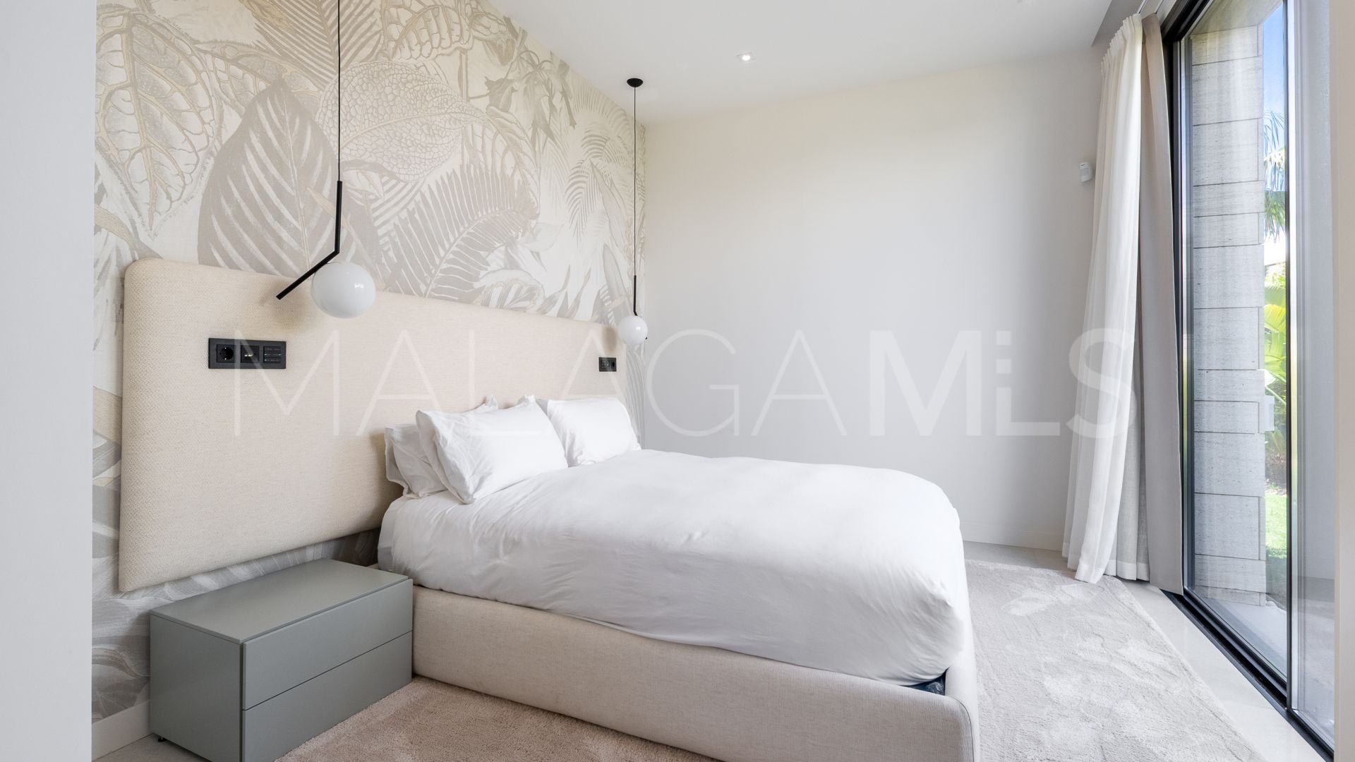 Villa for sale in La Finca de Marbella