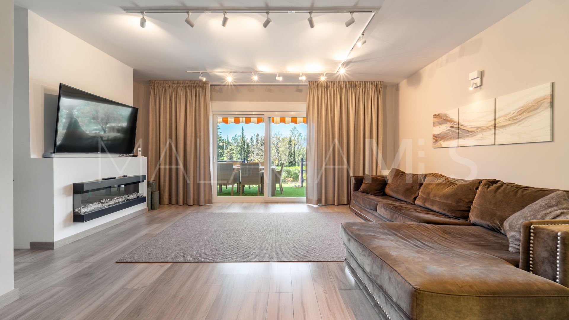 Buy town house in Atalaya