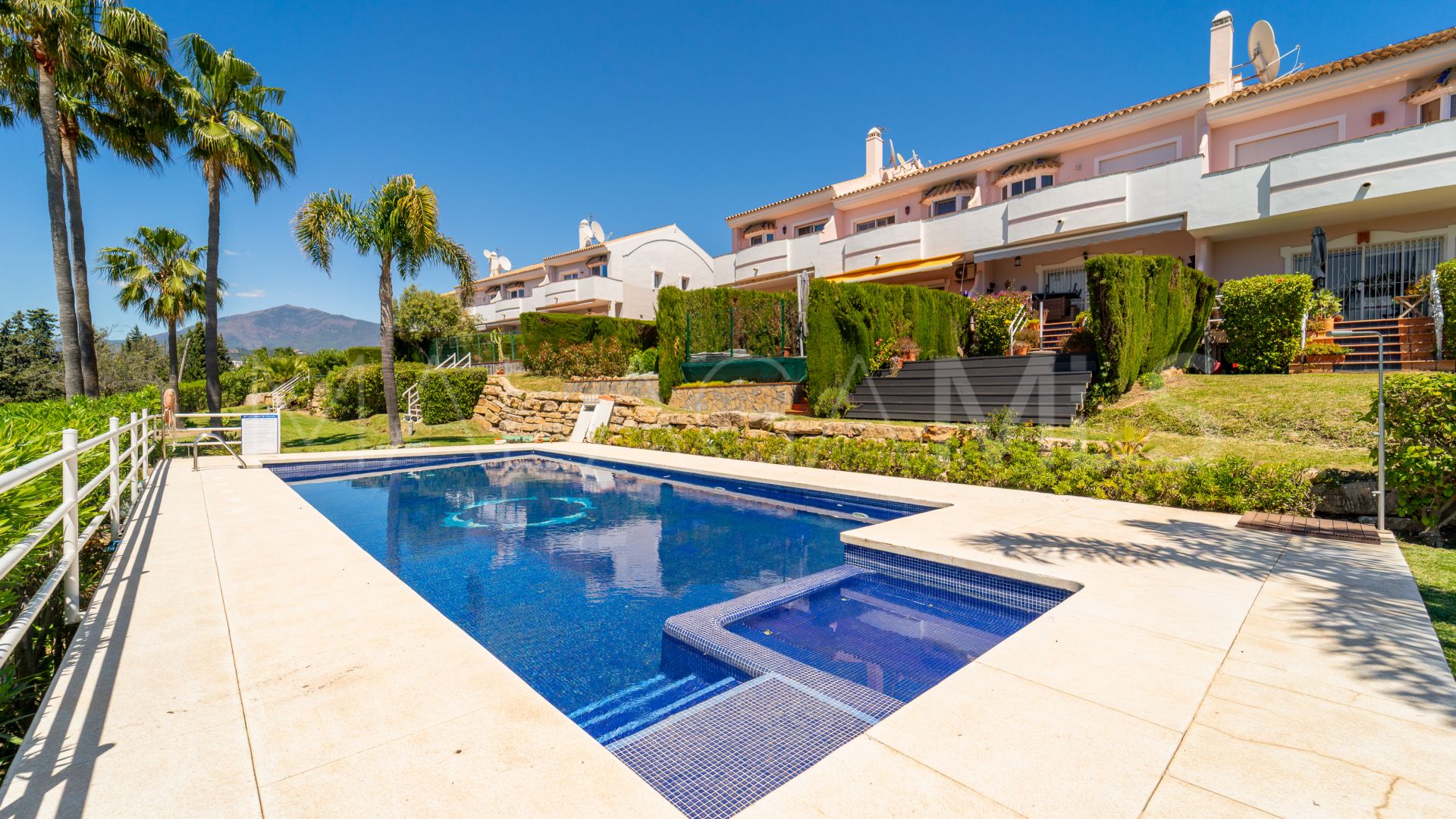 Buy town house in Atalaya