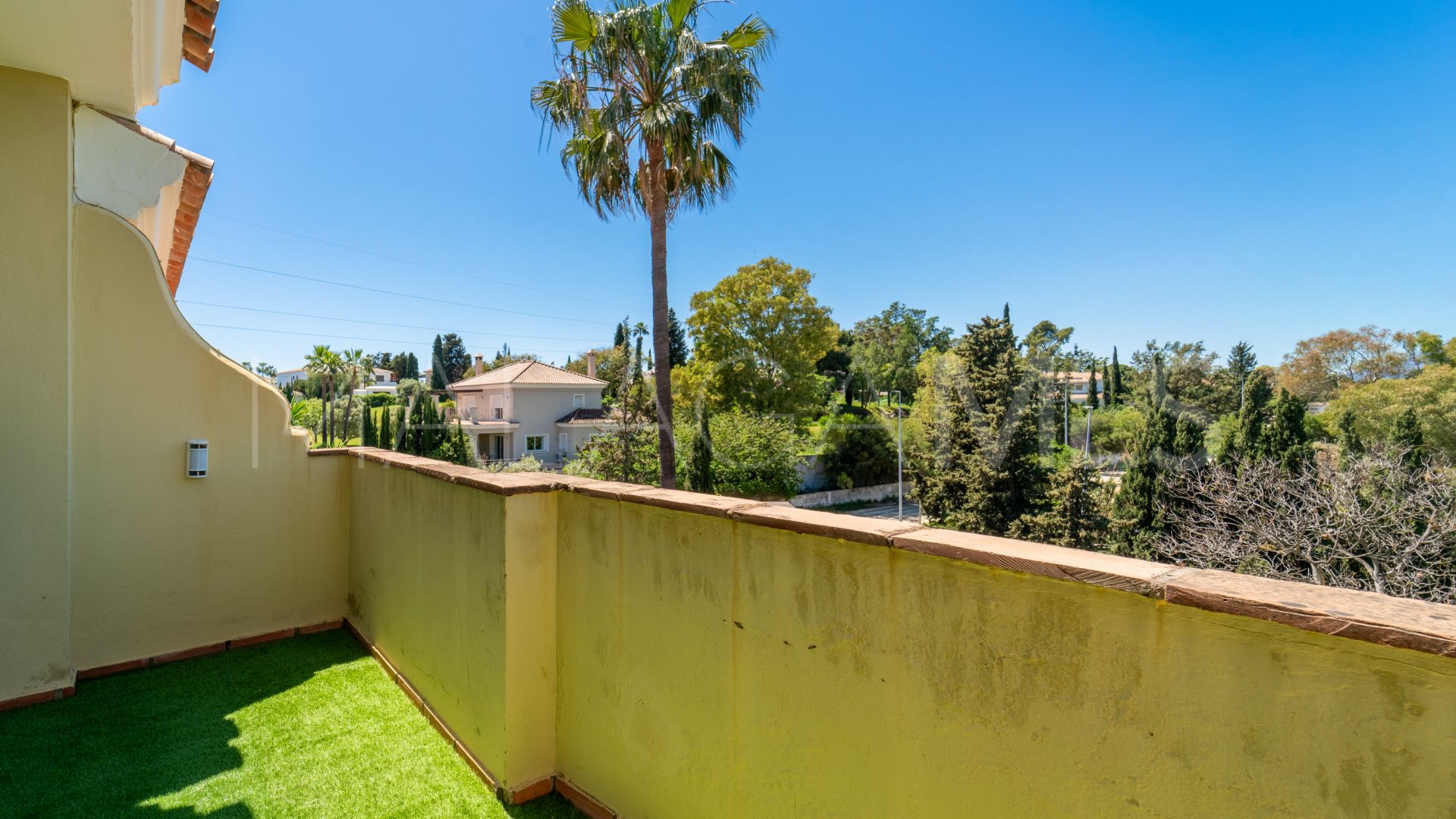 Buy town house in Atalaya