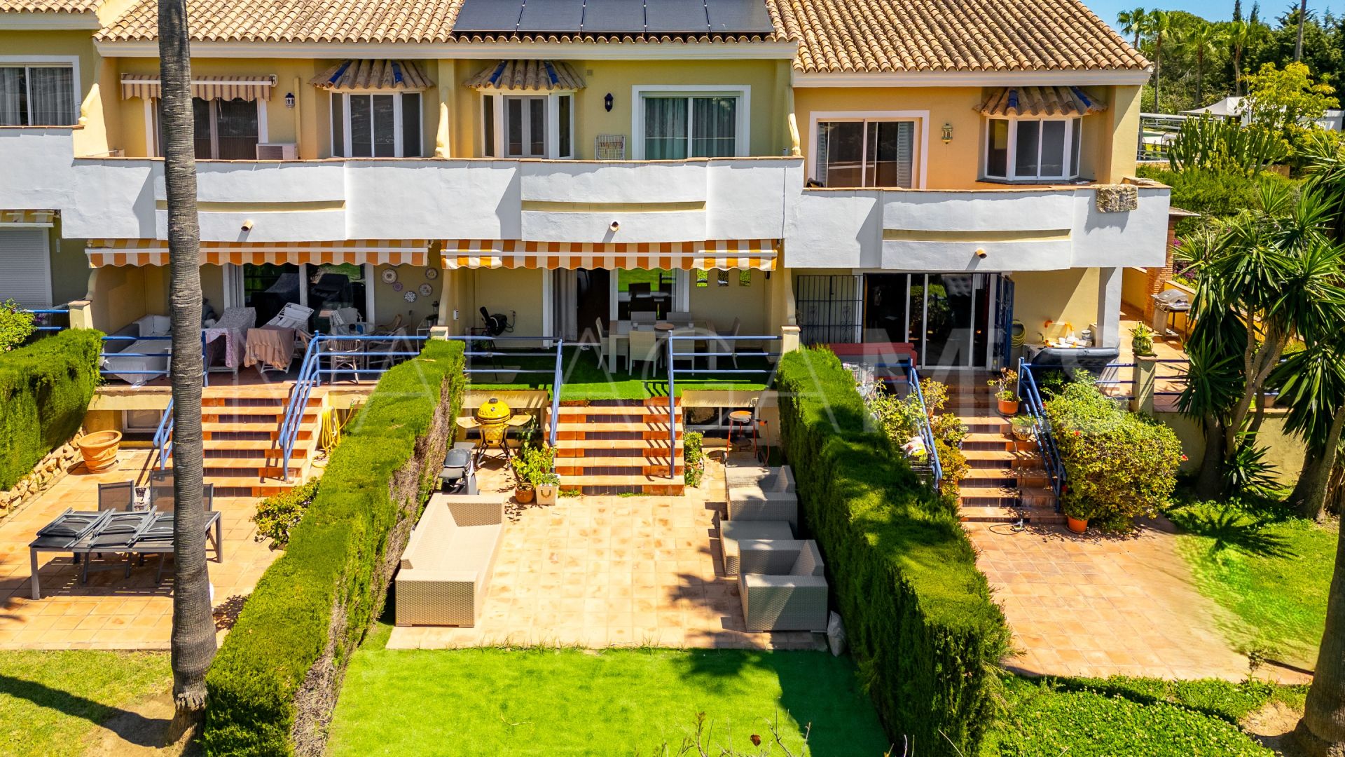 Buy town house in Atalaya