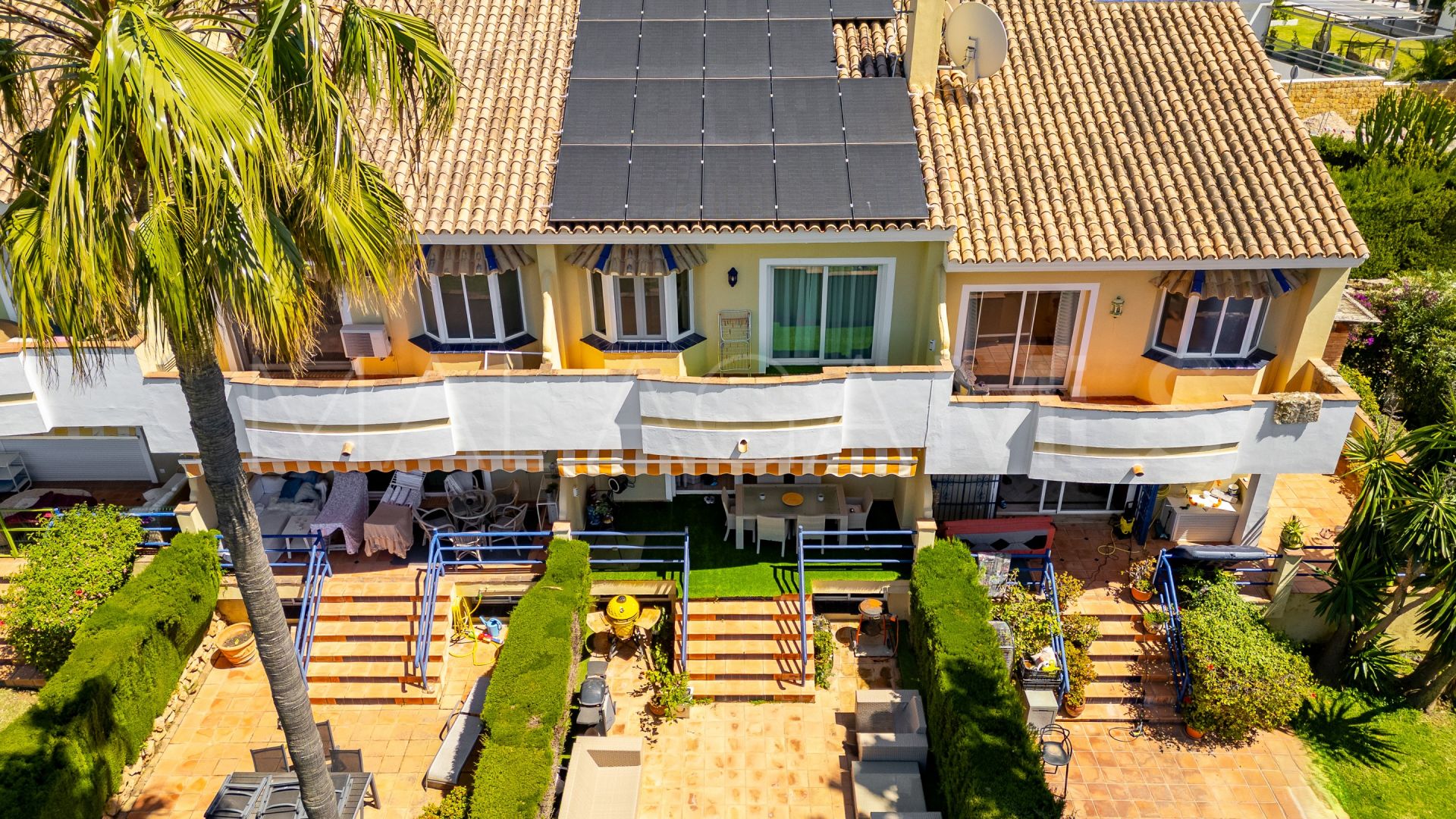 Buy town house in Atalaya