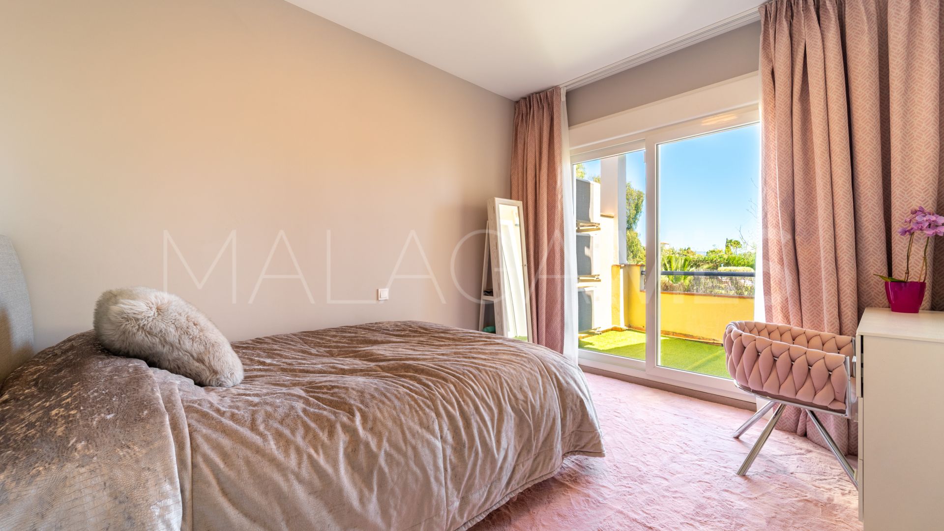 Buy town house in Atalaya