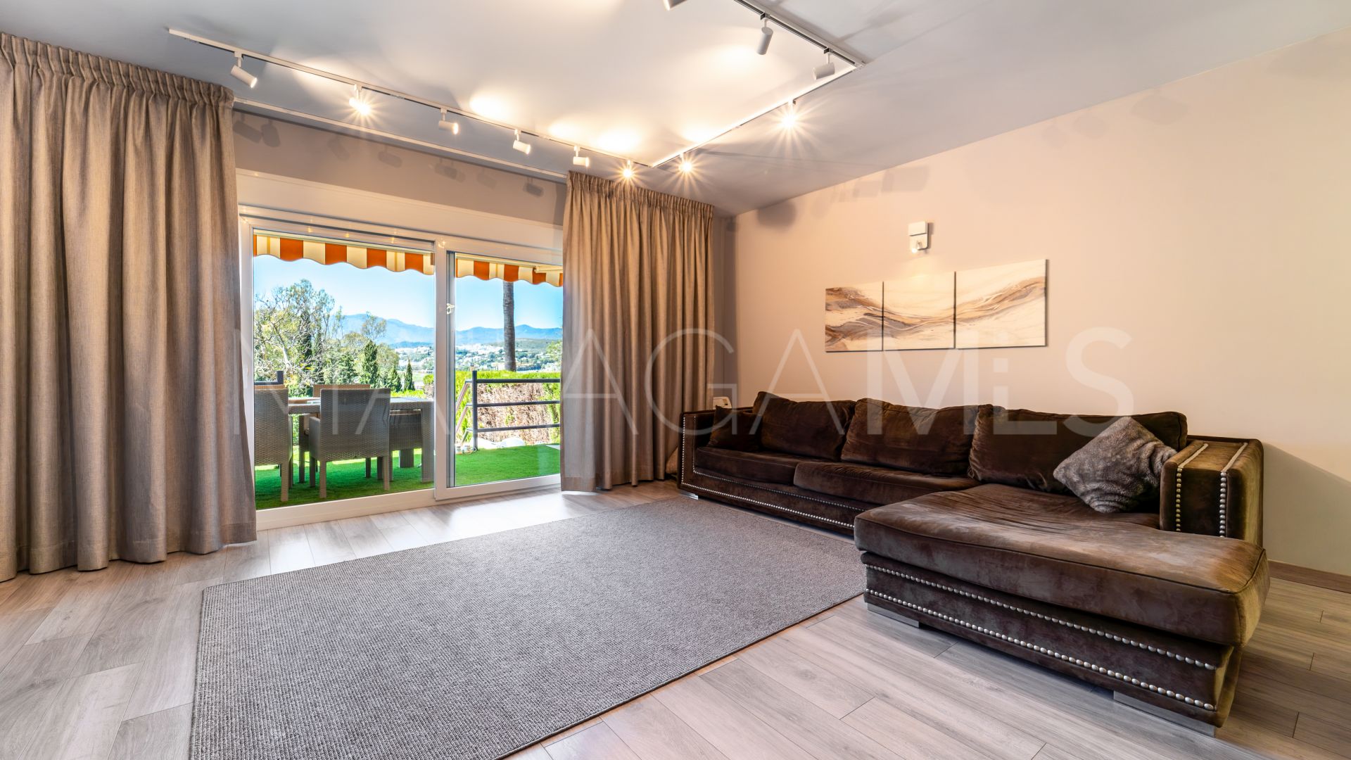 Buy town house in Atalaya