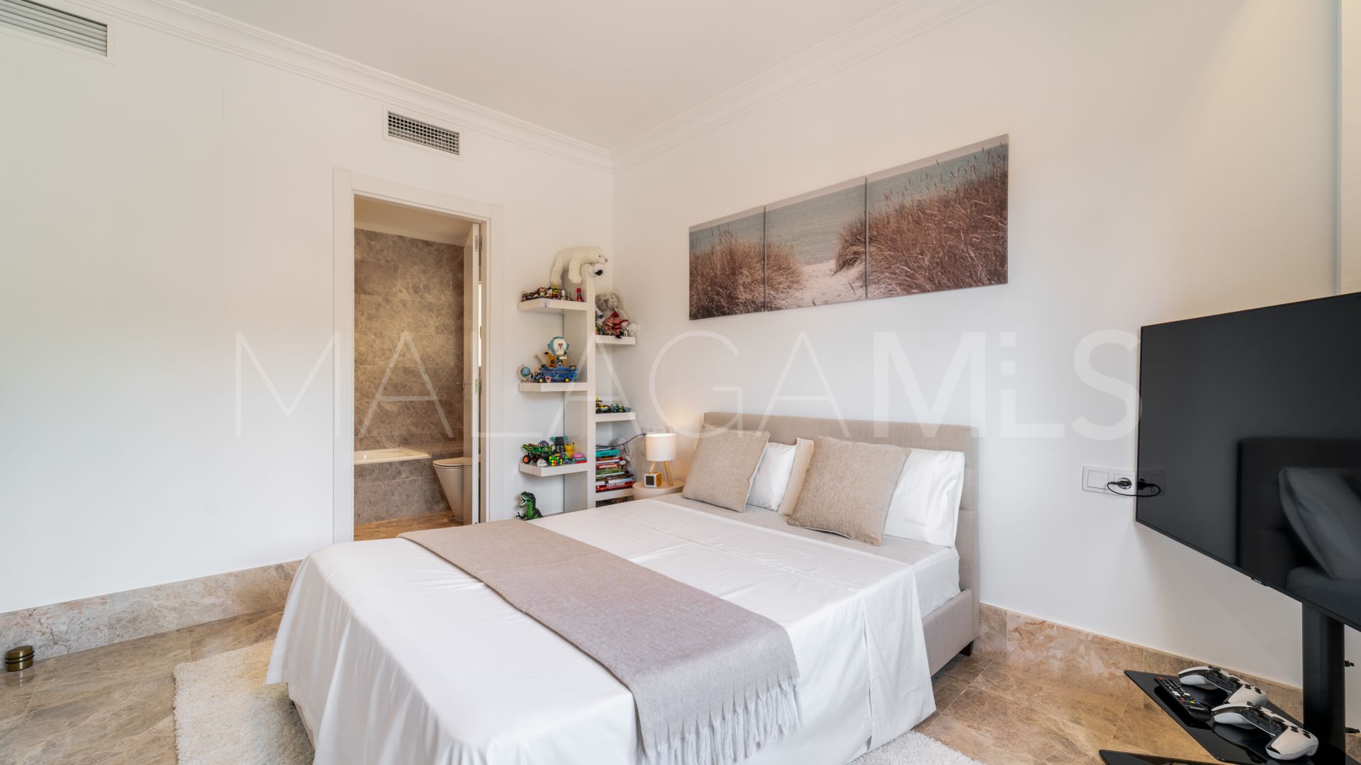 4 bedrooms villa for sale in Santa Clara