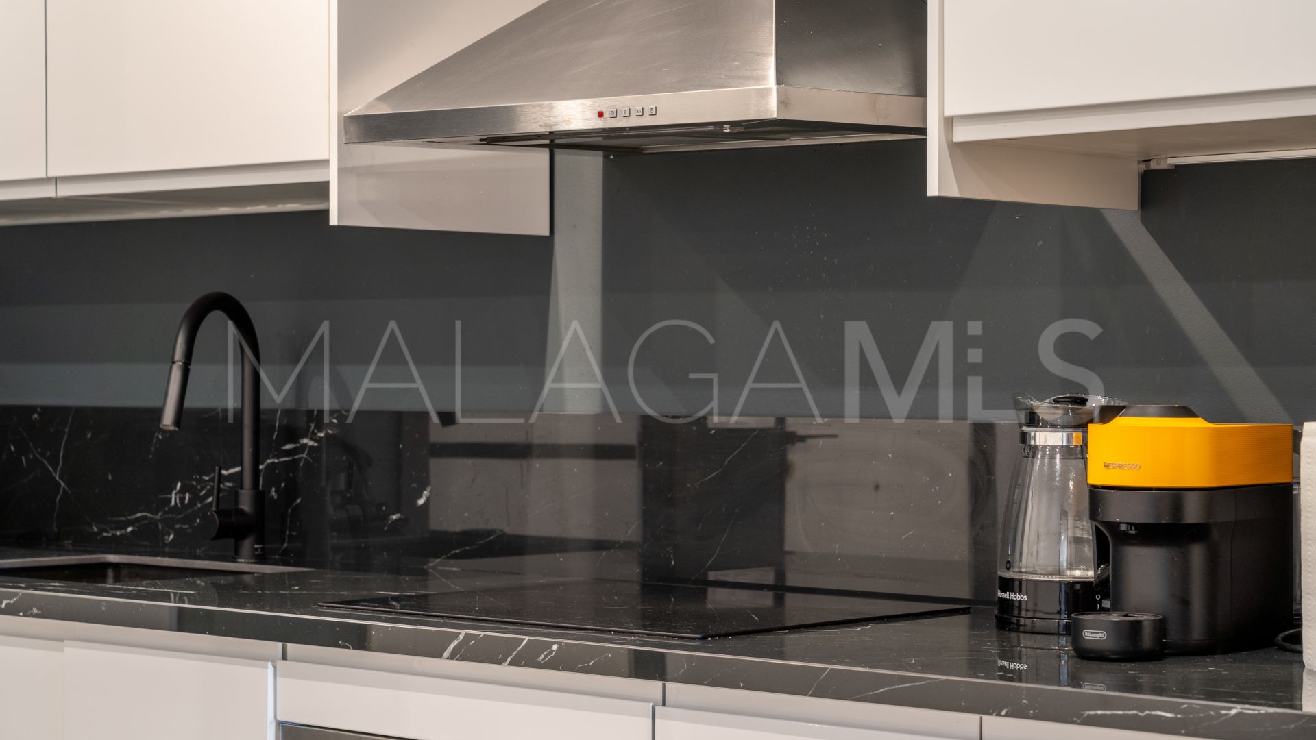 Markplanslägenhet for sale in Oasis de Marbella