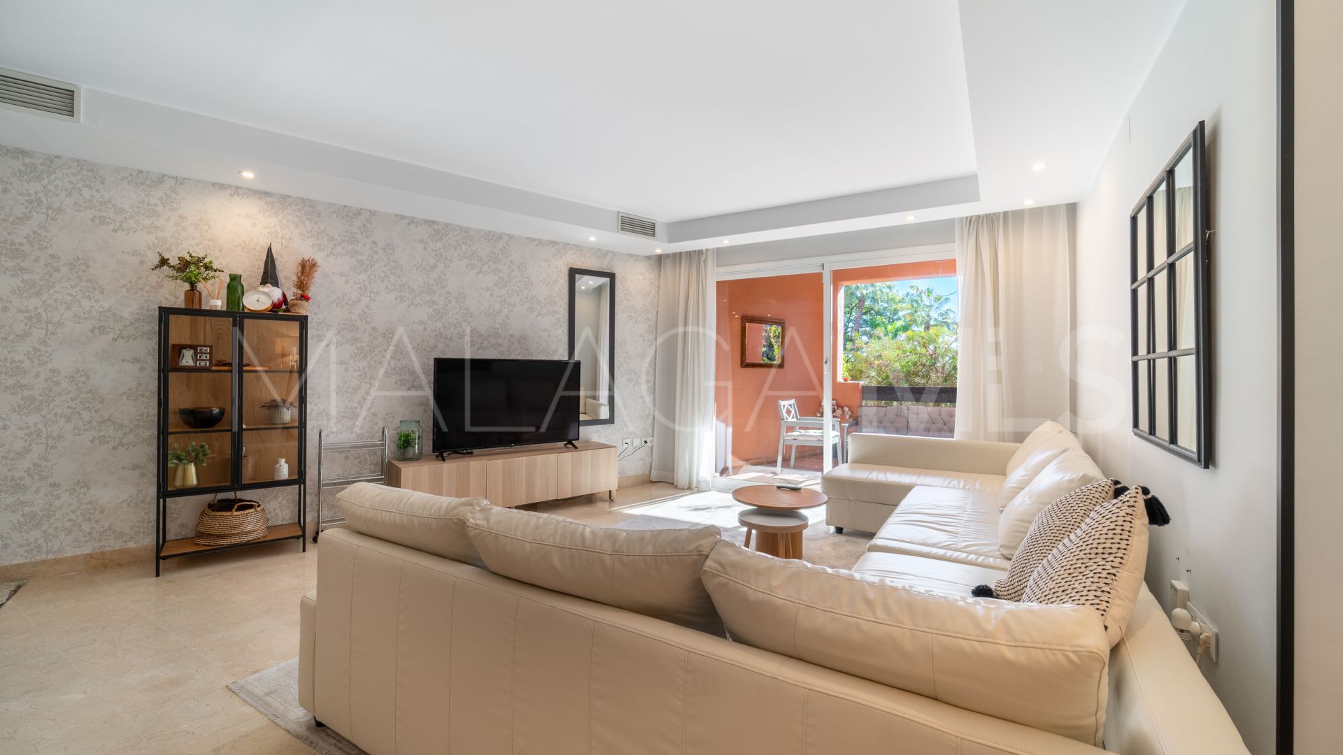 Markplanslägenhet for sale in Oasis de Marbella