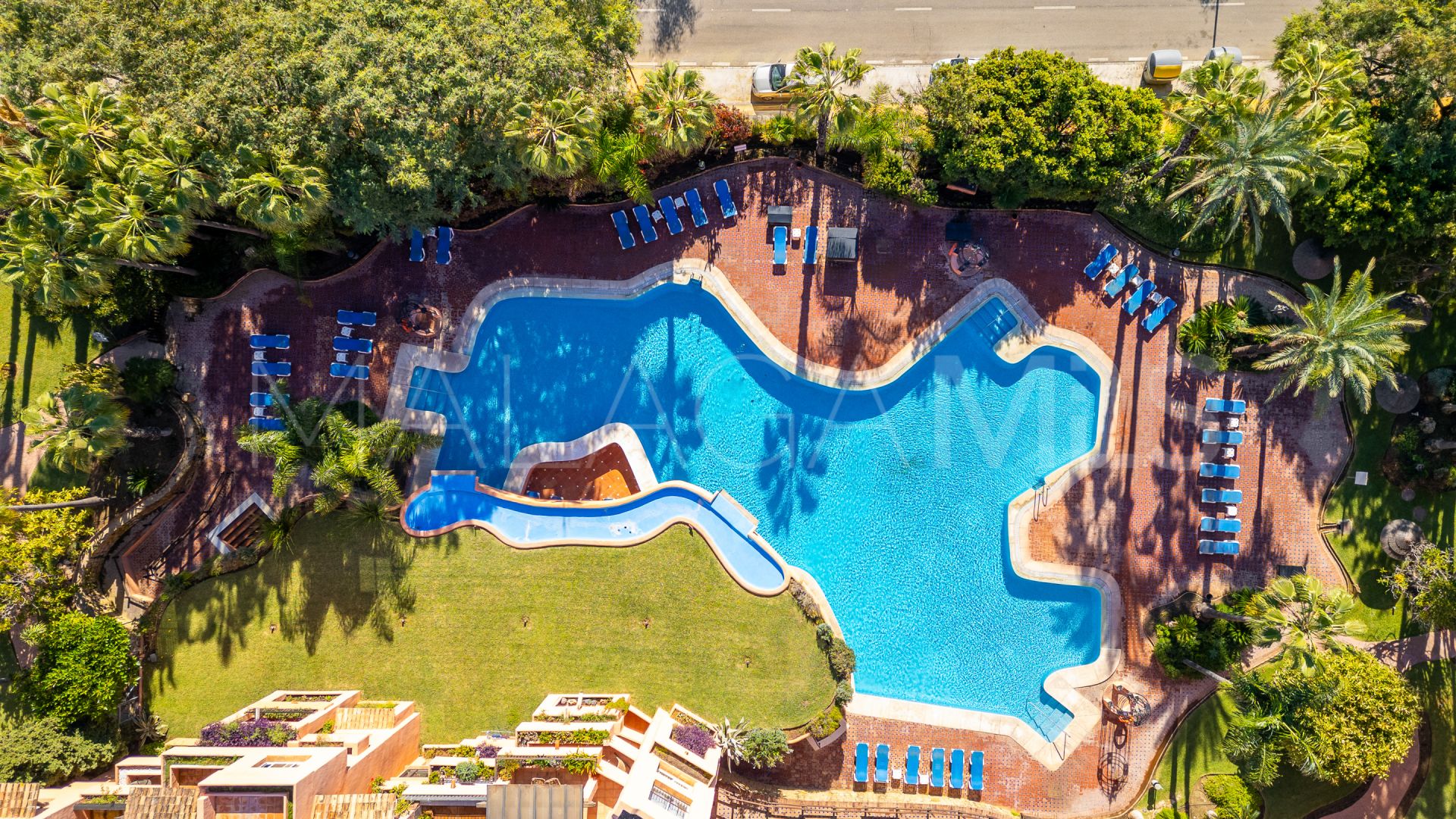 Markplanslägenhet for sale in Oasis de Marbella