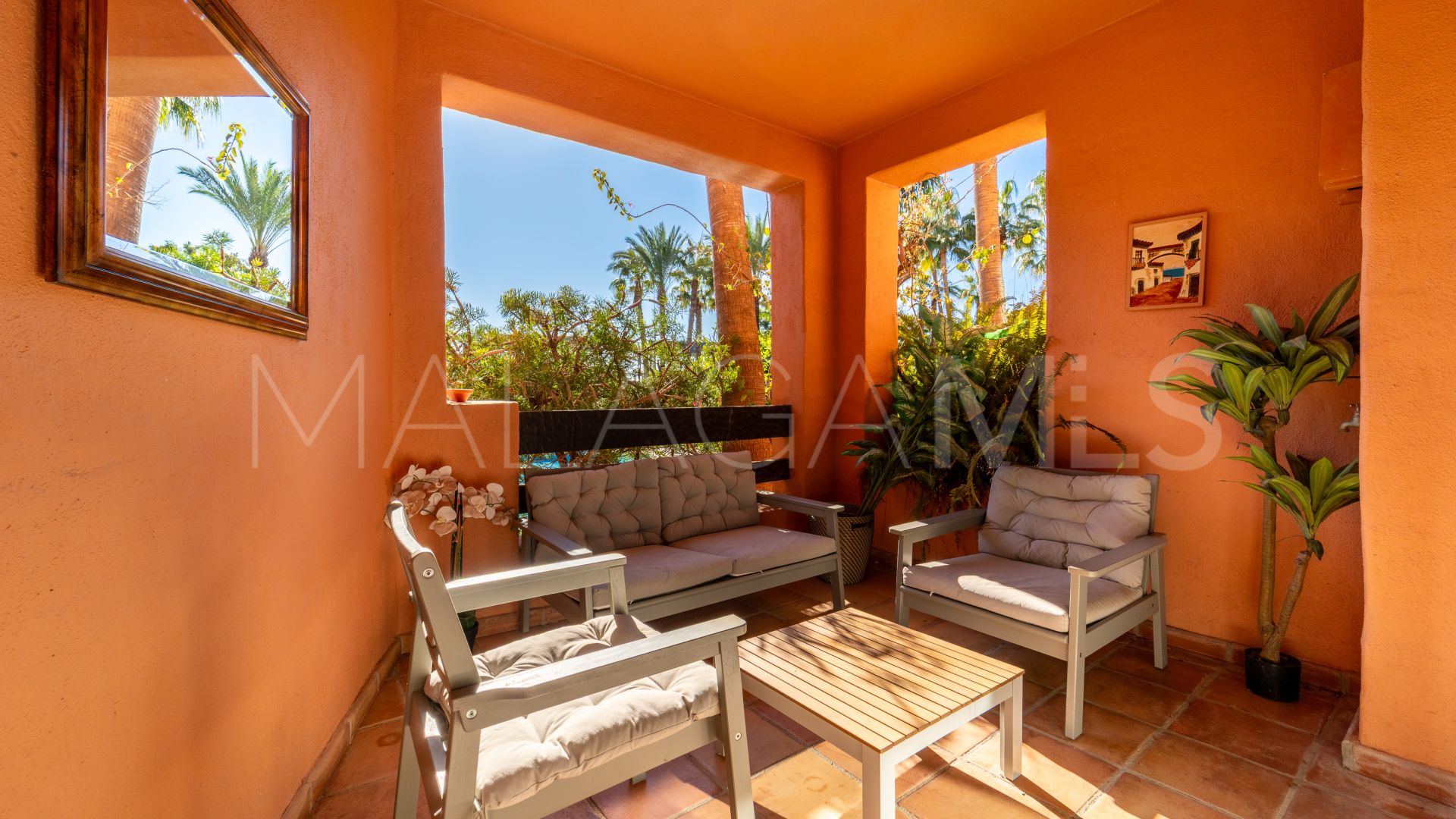 Markplanslägenhet for sale in Oasis de Marbella