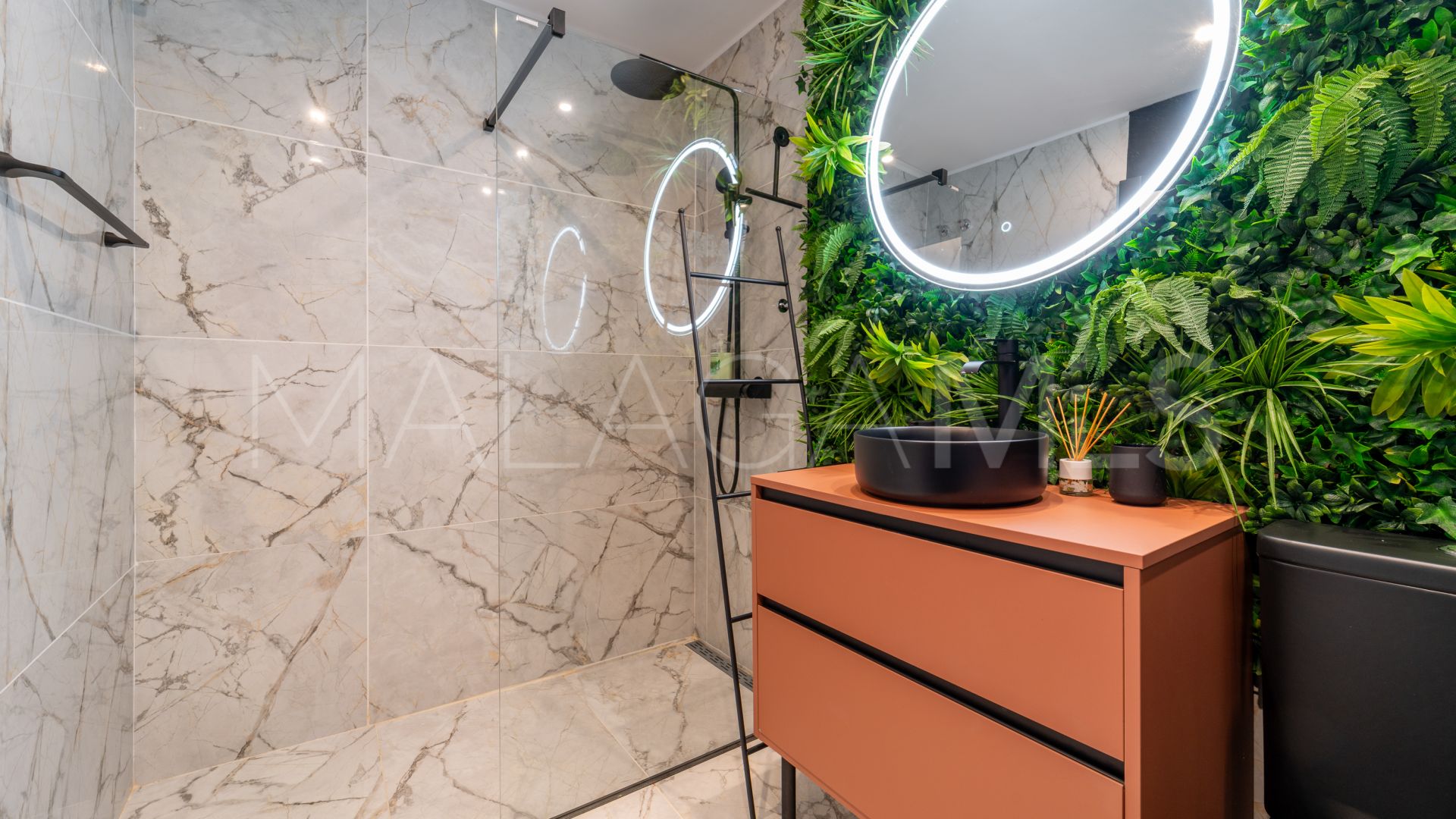 Markplanslägenhet for sale in Oasis de Marbella