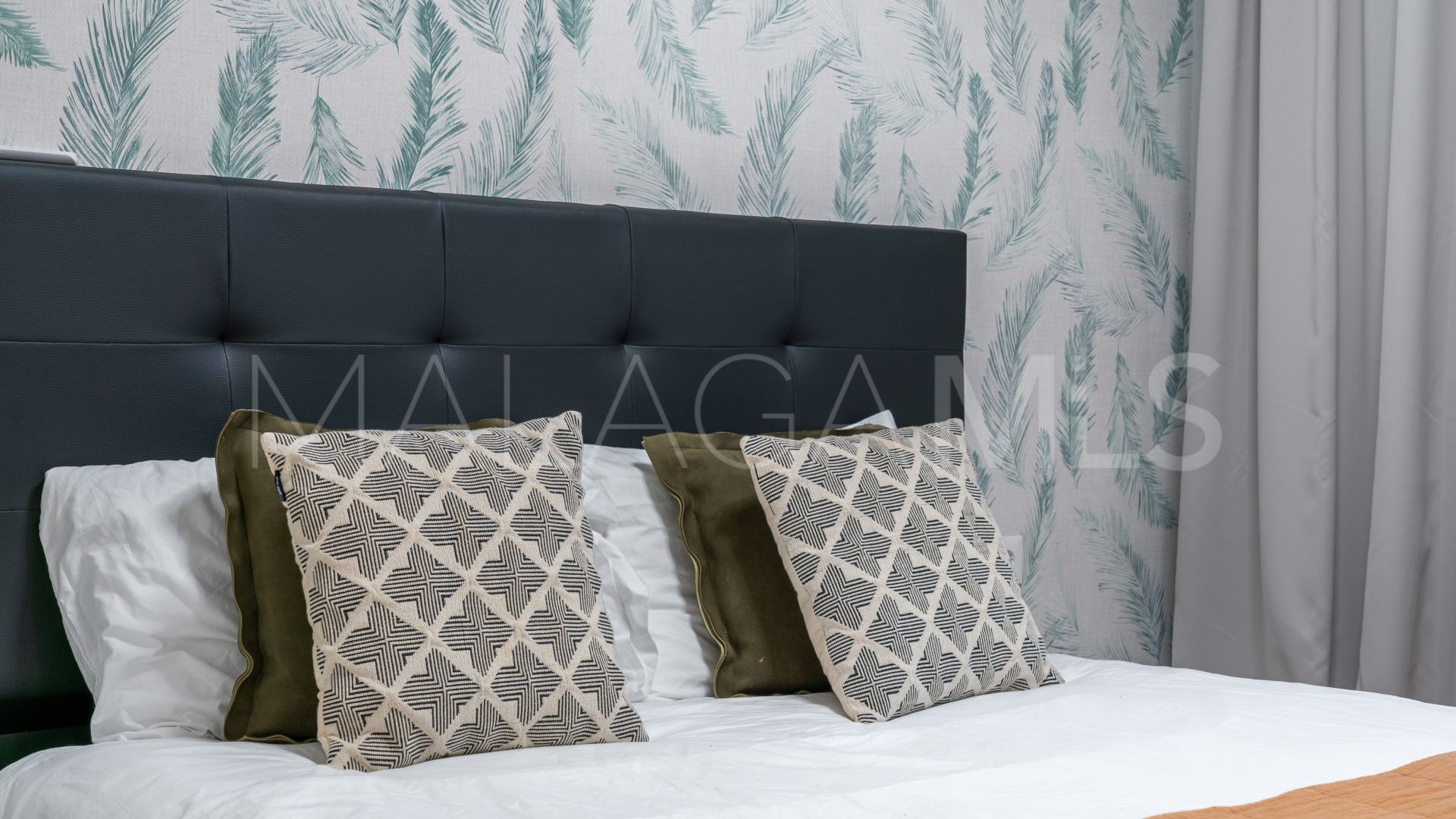 Markplanslägenhet for sale in Oasis de Marbella