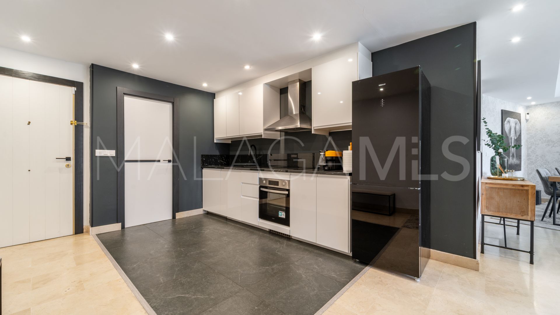 Markplanslägenhet for sale in Oasis de Marbella