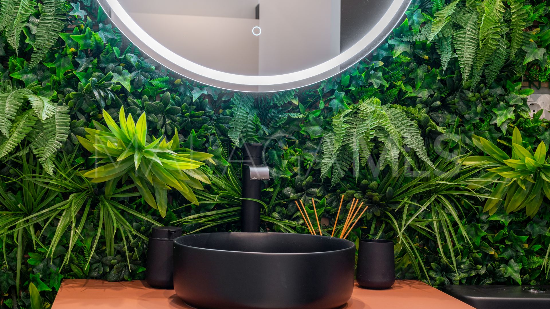 Markplanslägenhet for sale in Oasis de Marbella