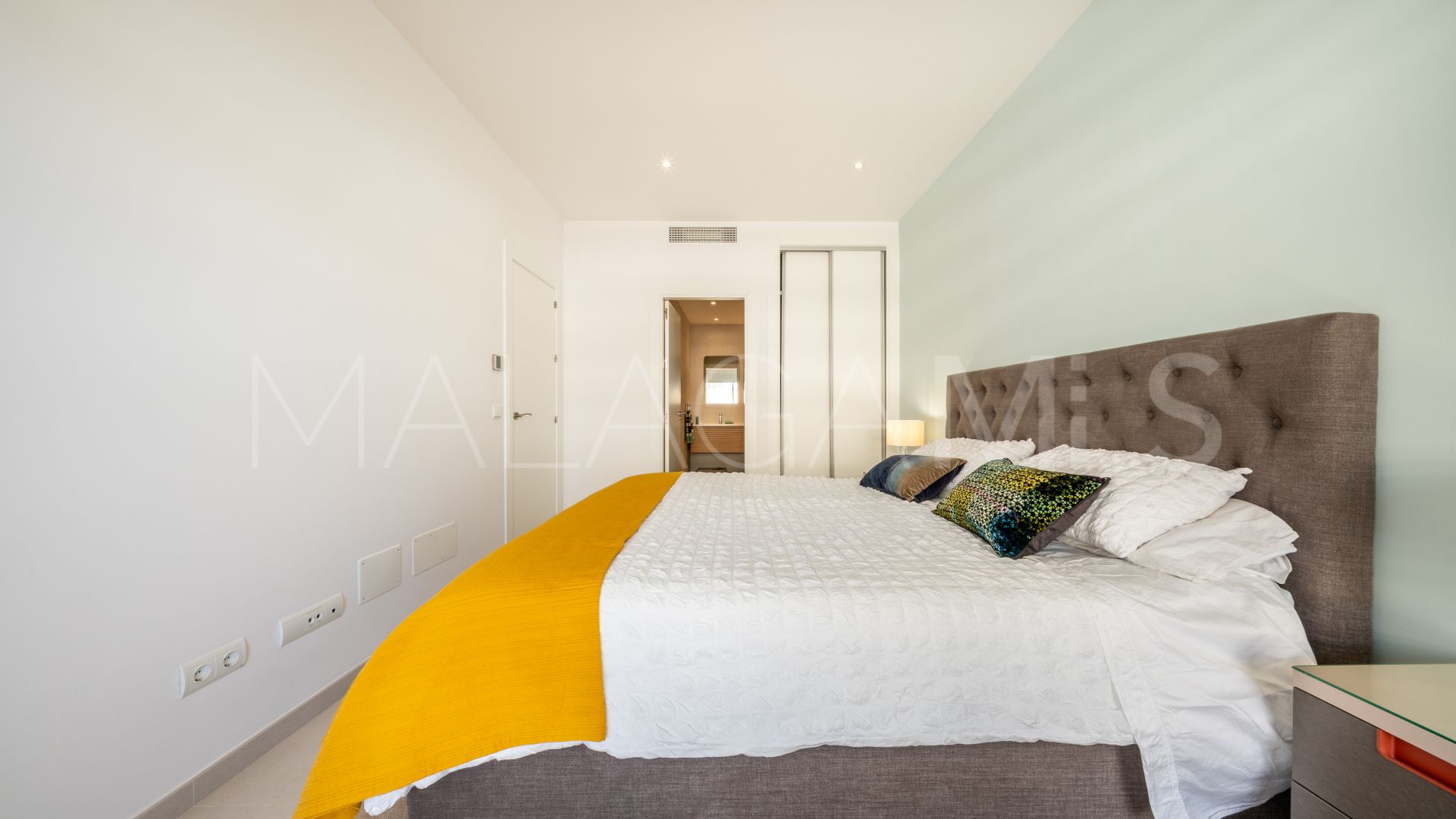 2 bedrooms penthouse in Jardines del Mar for sale